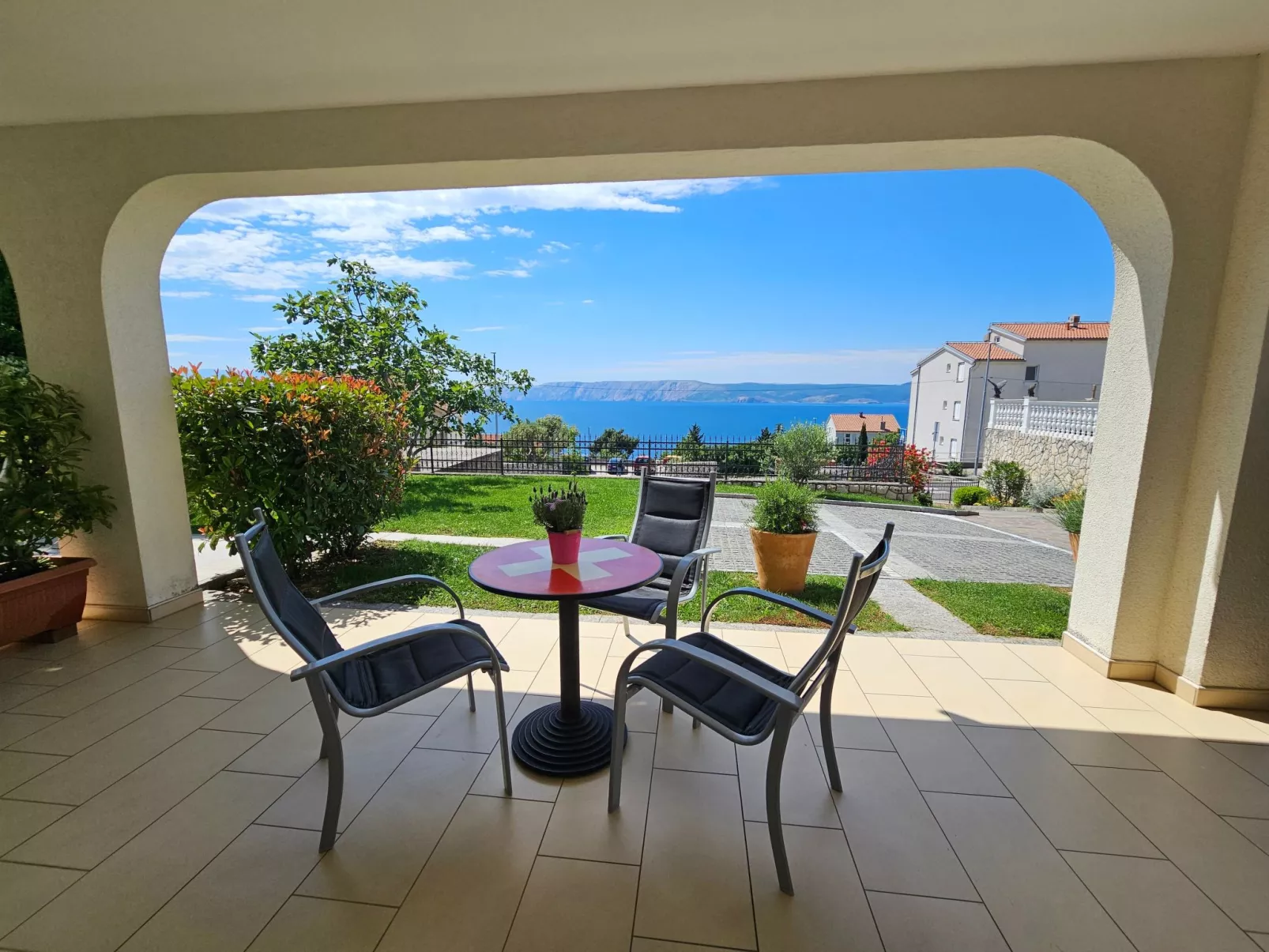 Appartement Studio mit Terrasse