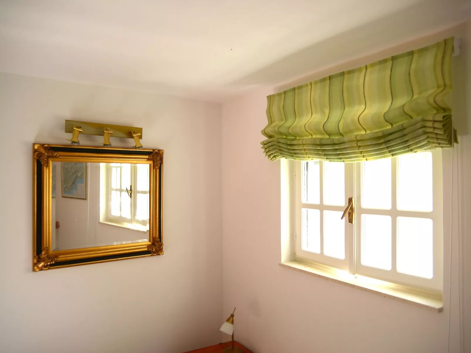 Kleine Wohnung in Omiš mit Privatem Balkon