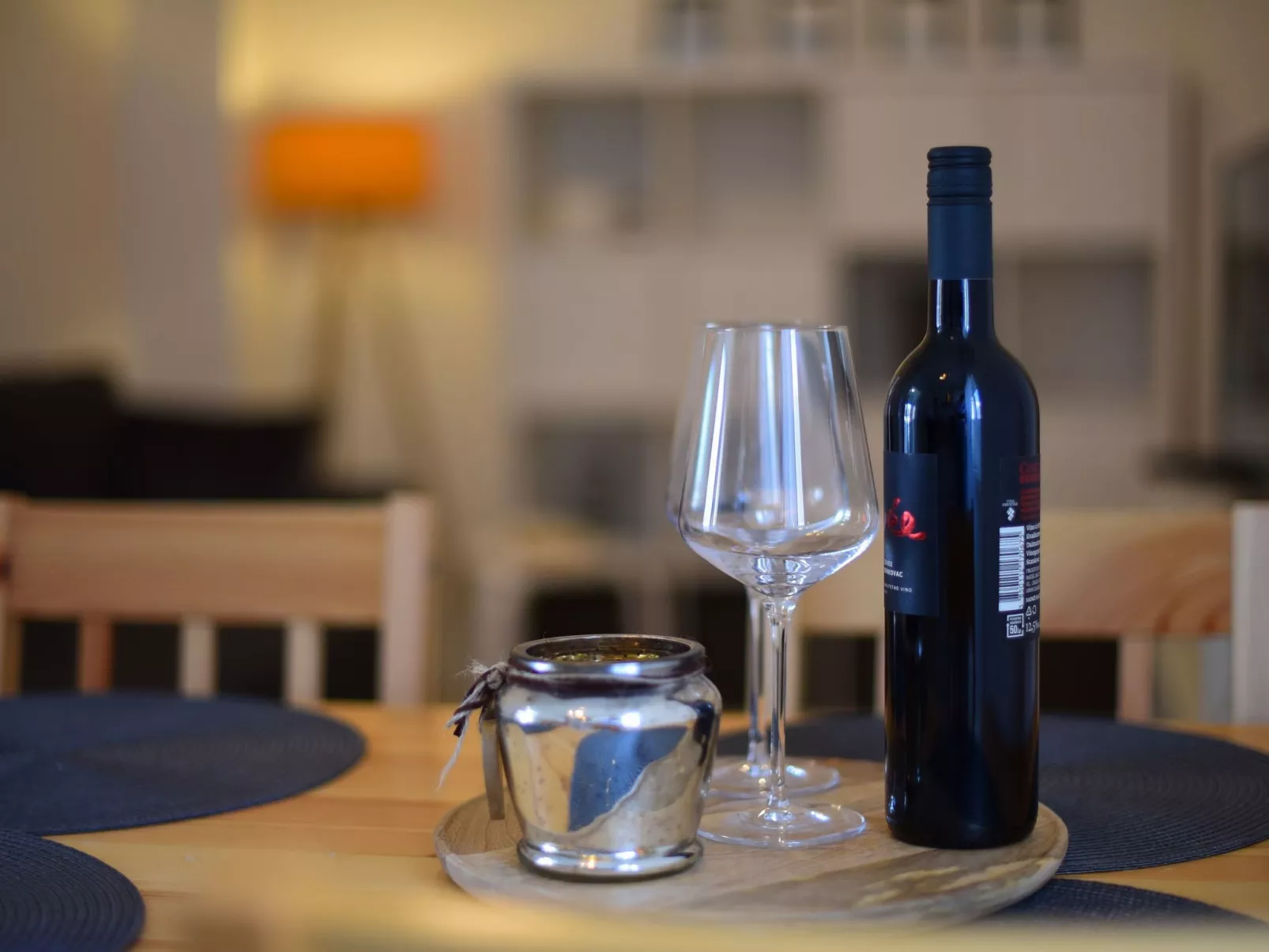 Wohnung mit Garage-Binnen