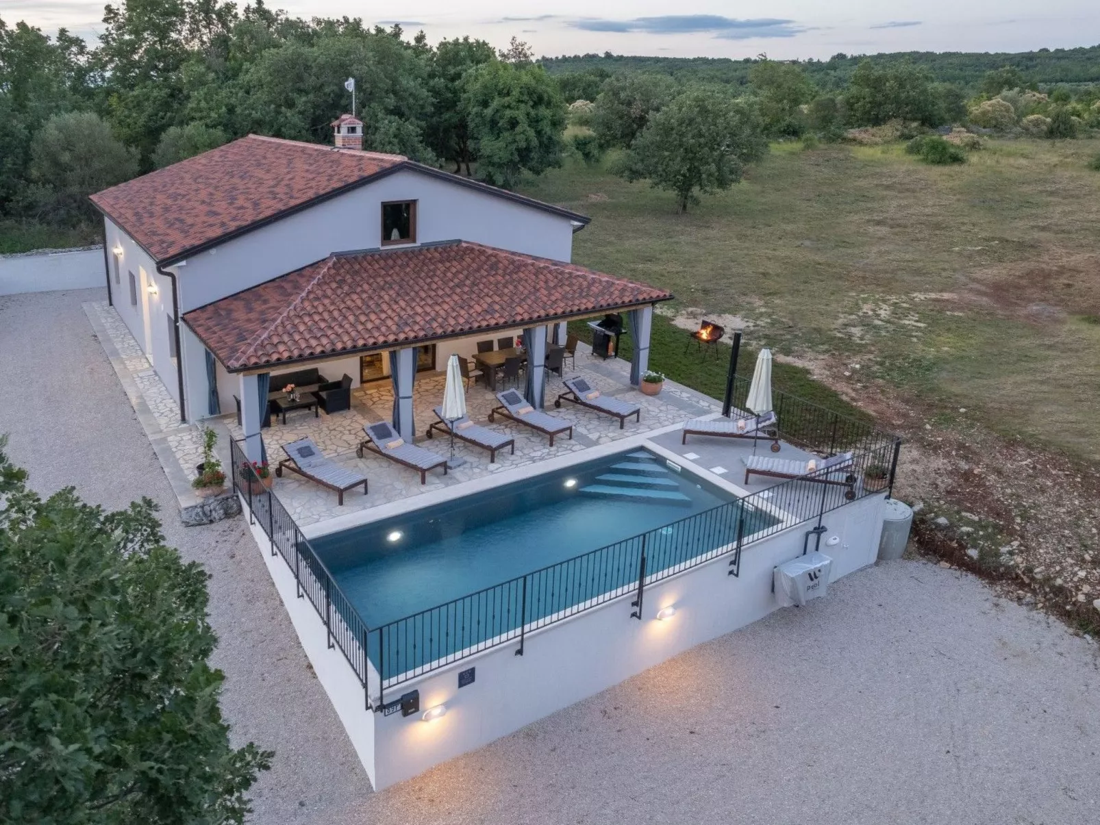 "Villa Bibali" mit privatem Pool-Binnen