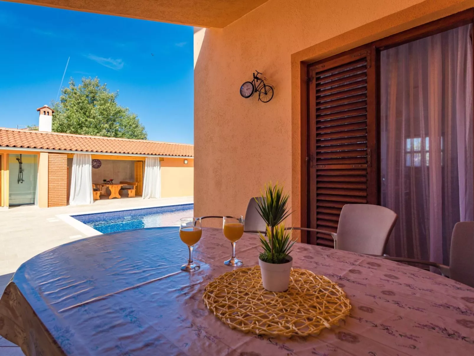 Ferienvilla "Ena"-Buiten