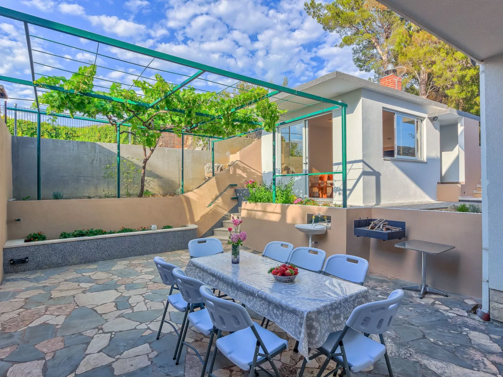 "Villa Rock" mit Blick auf das Wasser-Buiten