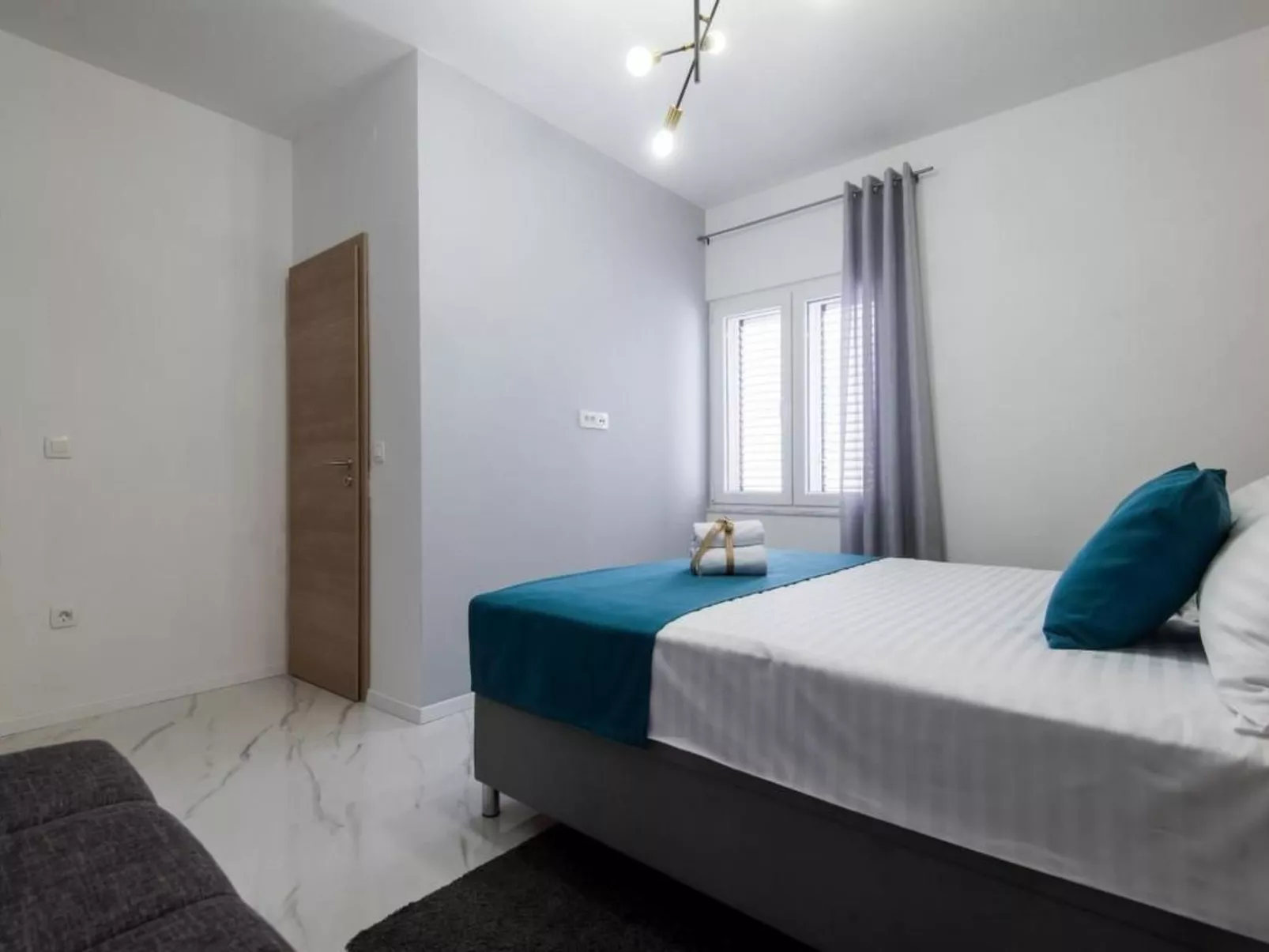 Wohnung in Turanj mit Grill-Binnen