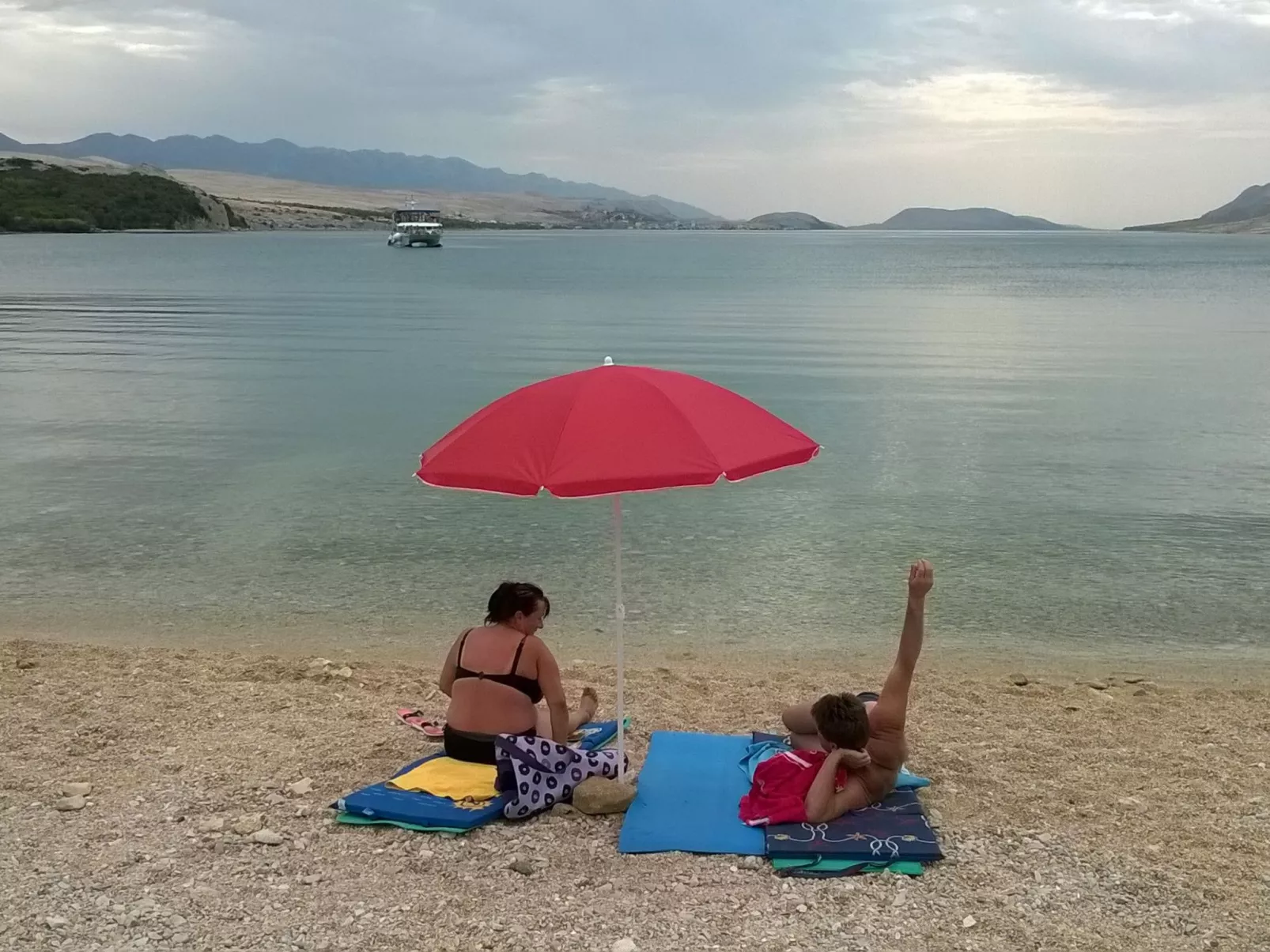 Mit Blick auf das Wasser-Buiten