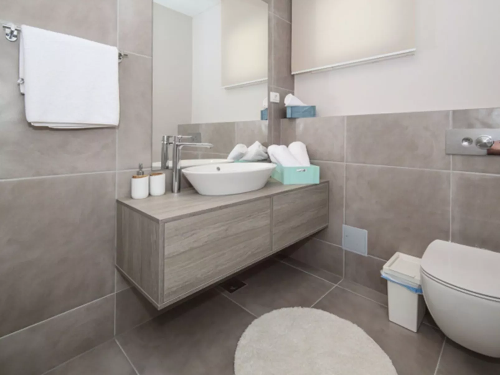 Luxusvilla Viola mit Pool, Sauna und Fitnessraum-Binnen