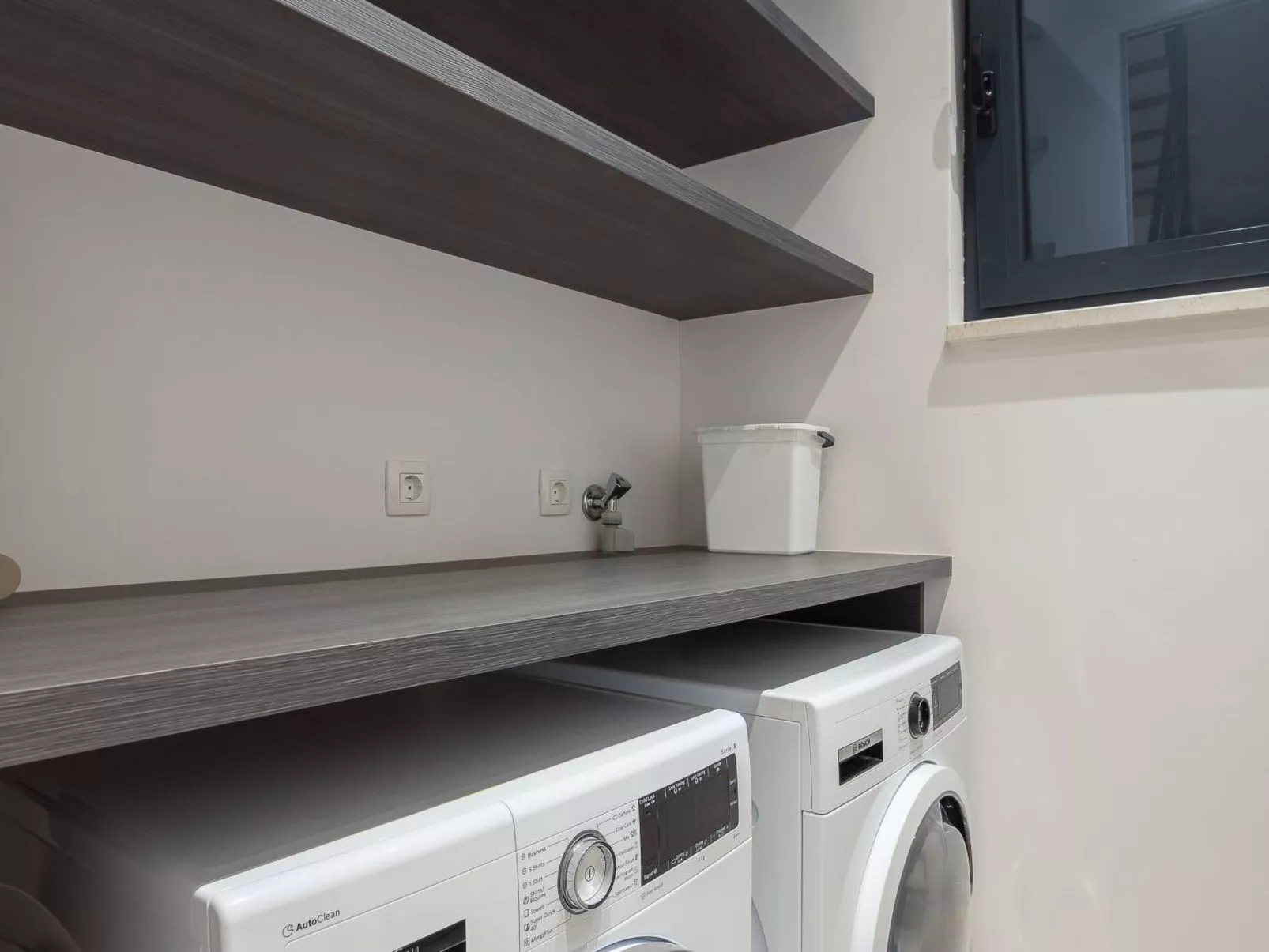 Villa Island Gem-Binnen