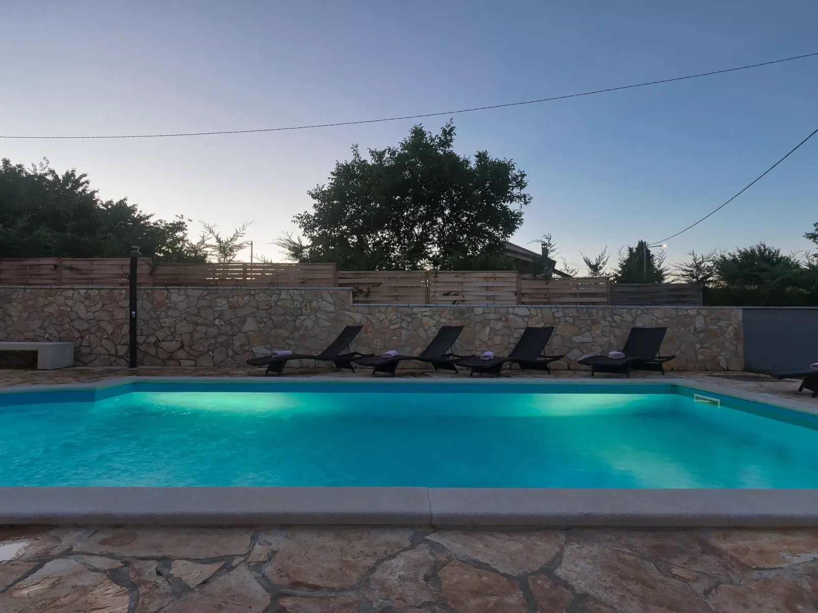 Casa Viola mit Pool, unweit von Lanterna Resort-Image-tags.info