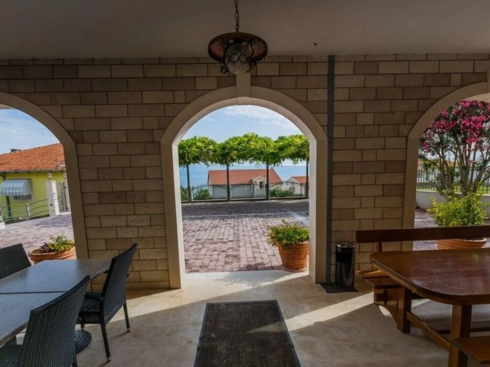 Gasthaus Lazeta-Buiten