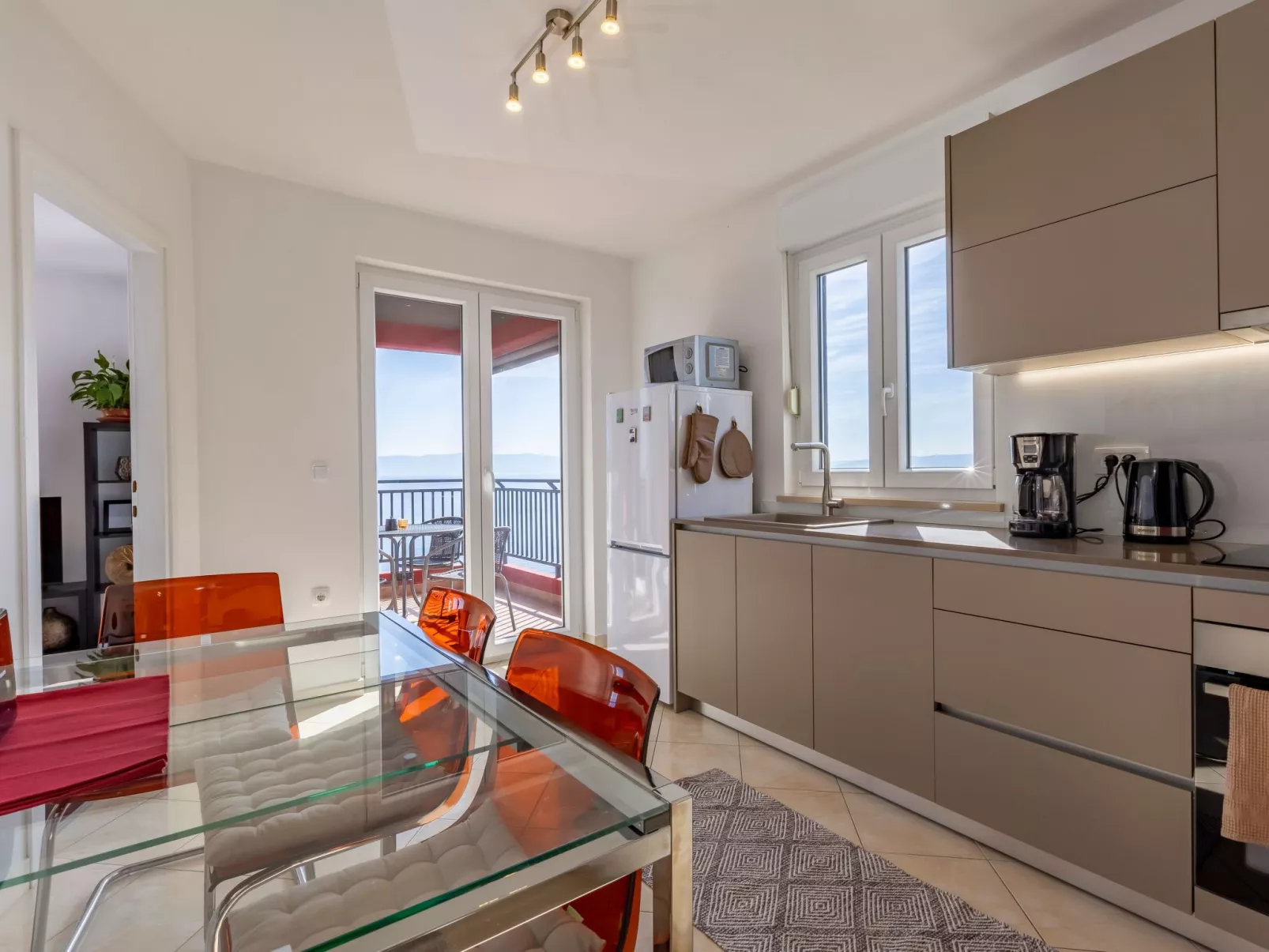 Red House Apartments Sveta Marina-Binnen