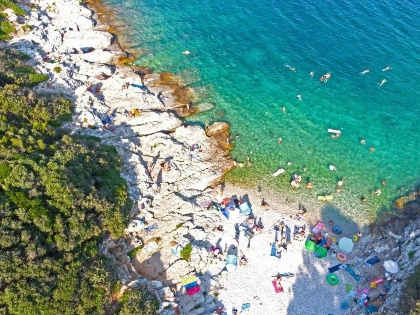 In Kavran mit Terrasse und Grill-Image-tags.info