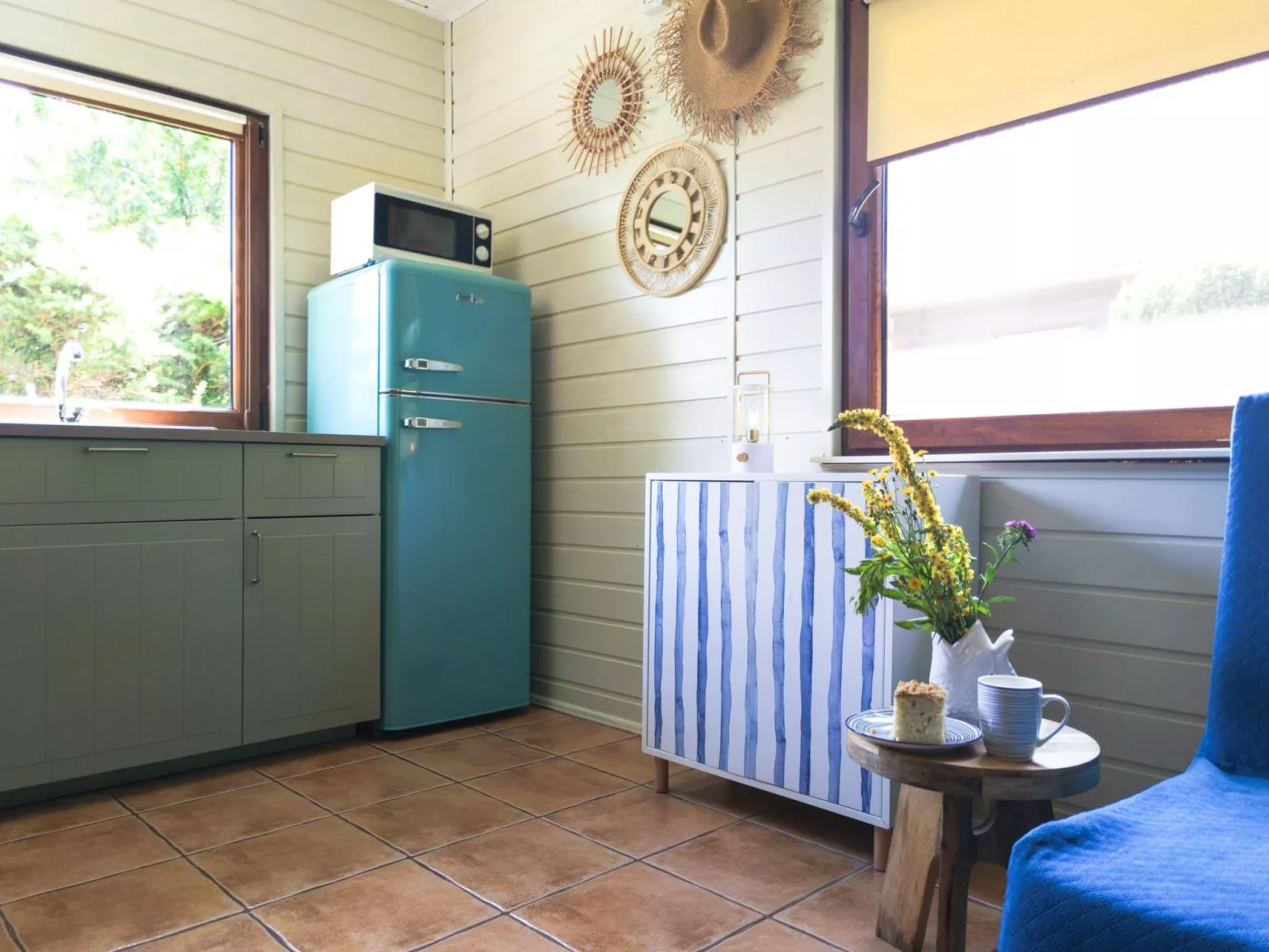 Modernes Ferienhaus in Kopalino mit Grill, Garten und Terrasse-Binnen