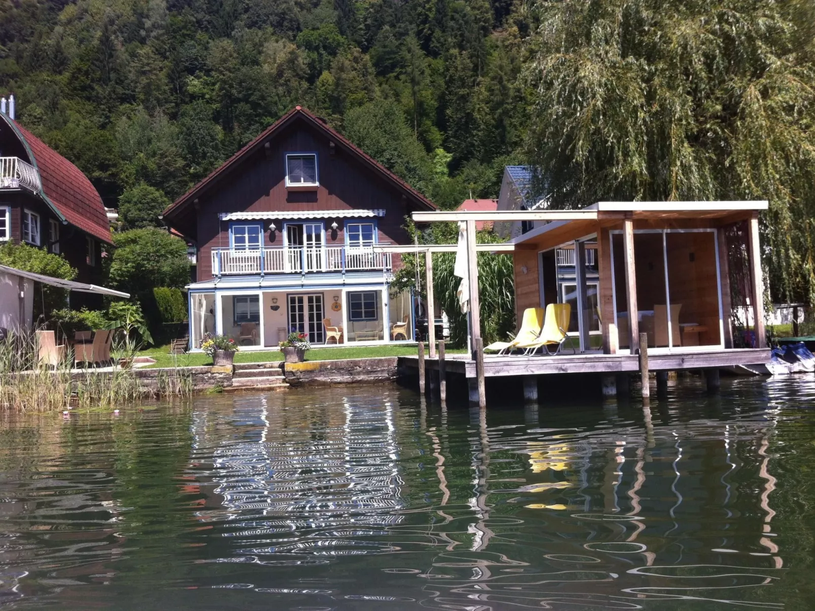 Am Ossiacher See mit Garten-Buiten