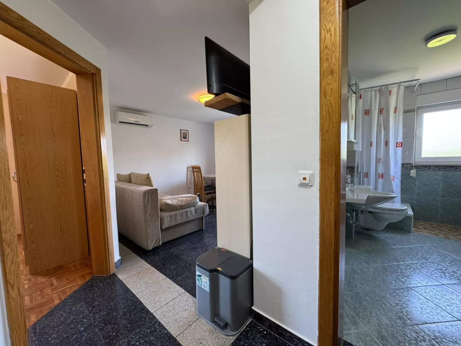 Wohnung Vodopija - Binnen