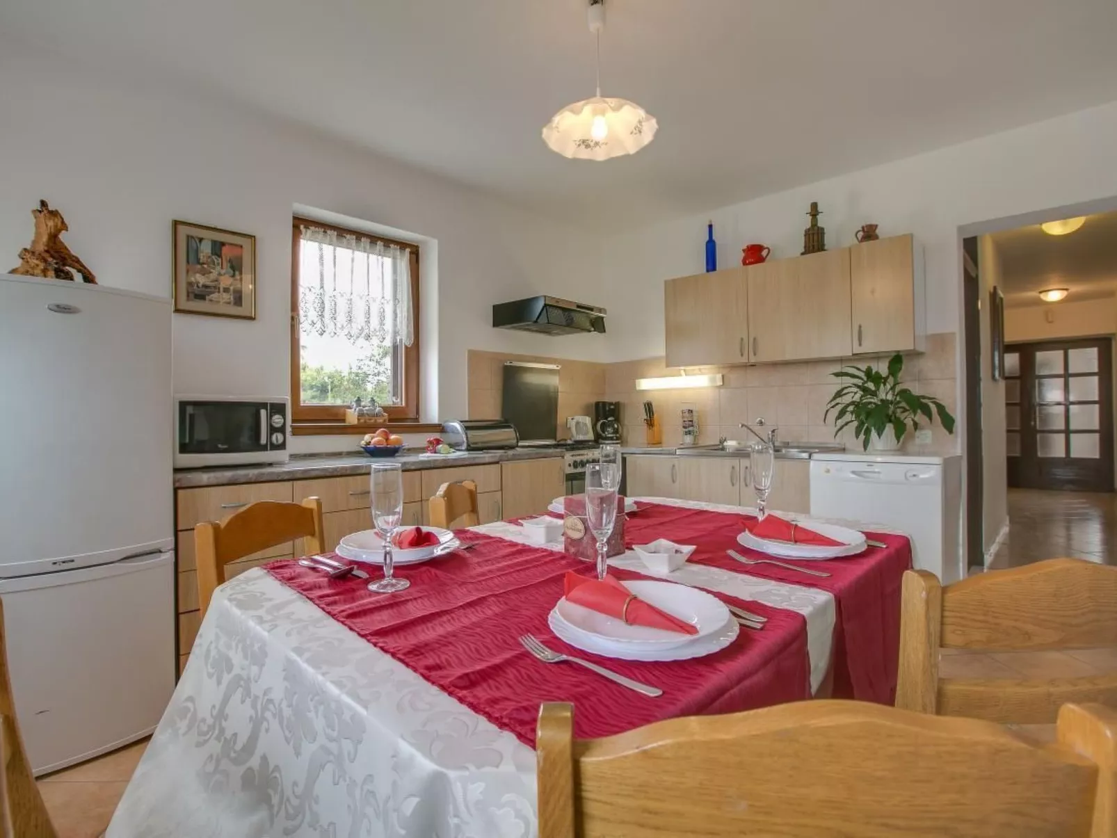 Appartement in Pula mit Terrasse, Garten und Grill-Binnen