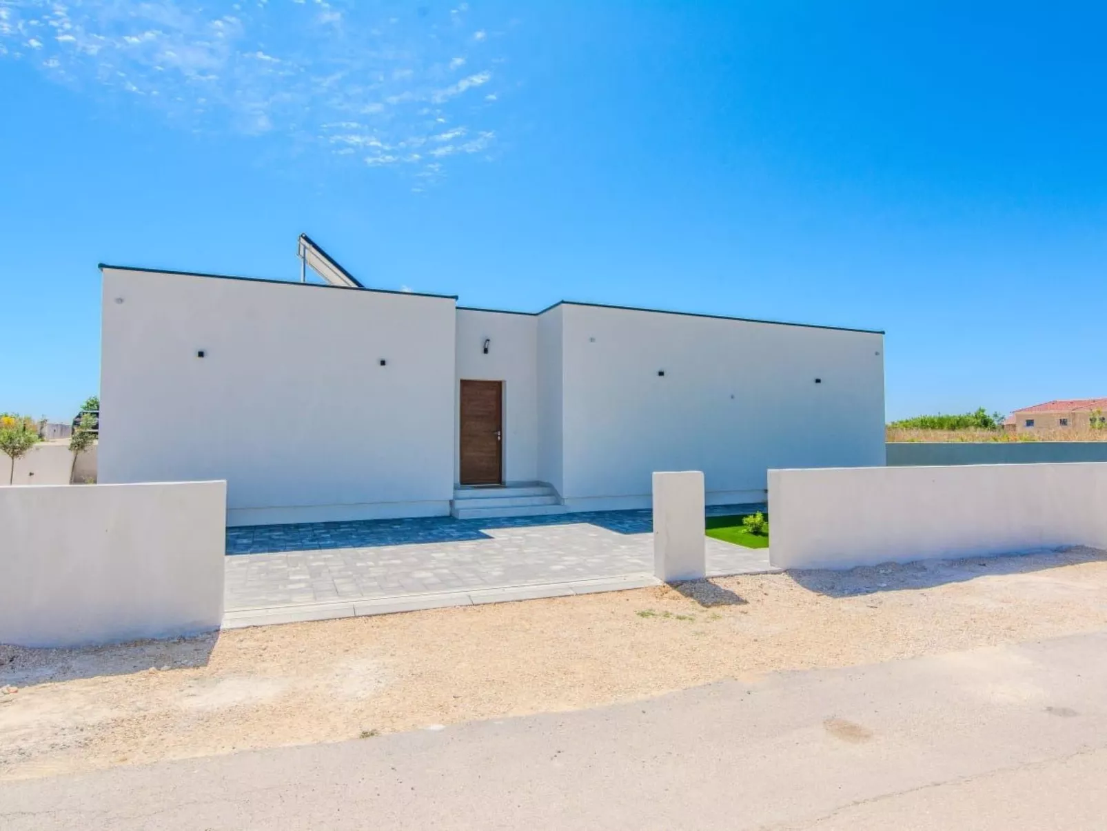 Neues modernes Poolhaus in Privlaka-Buiten