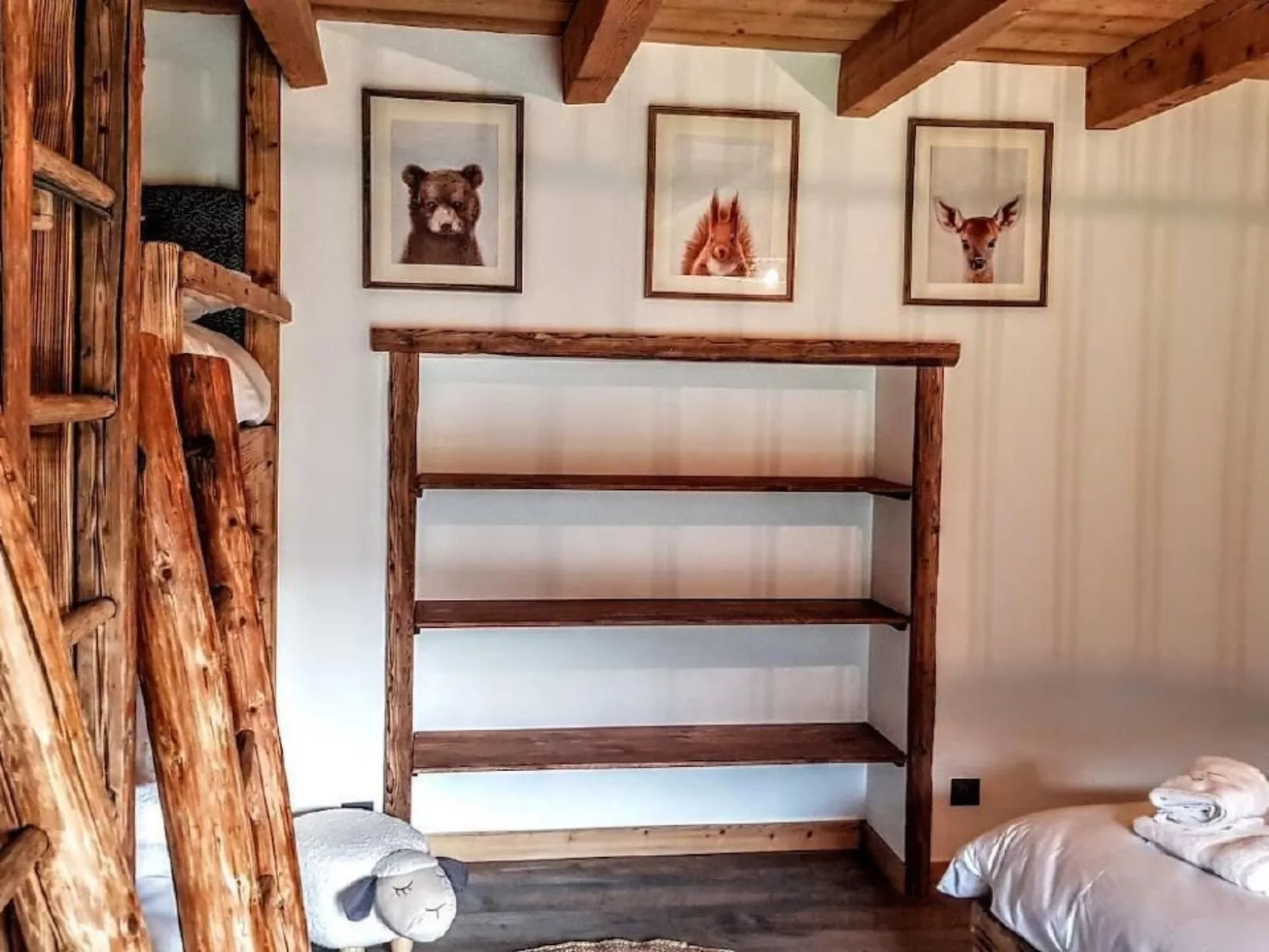 Le Pré des Biches-Image-tags.info