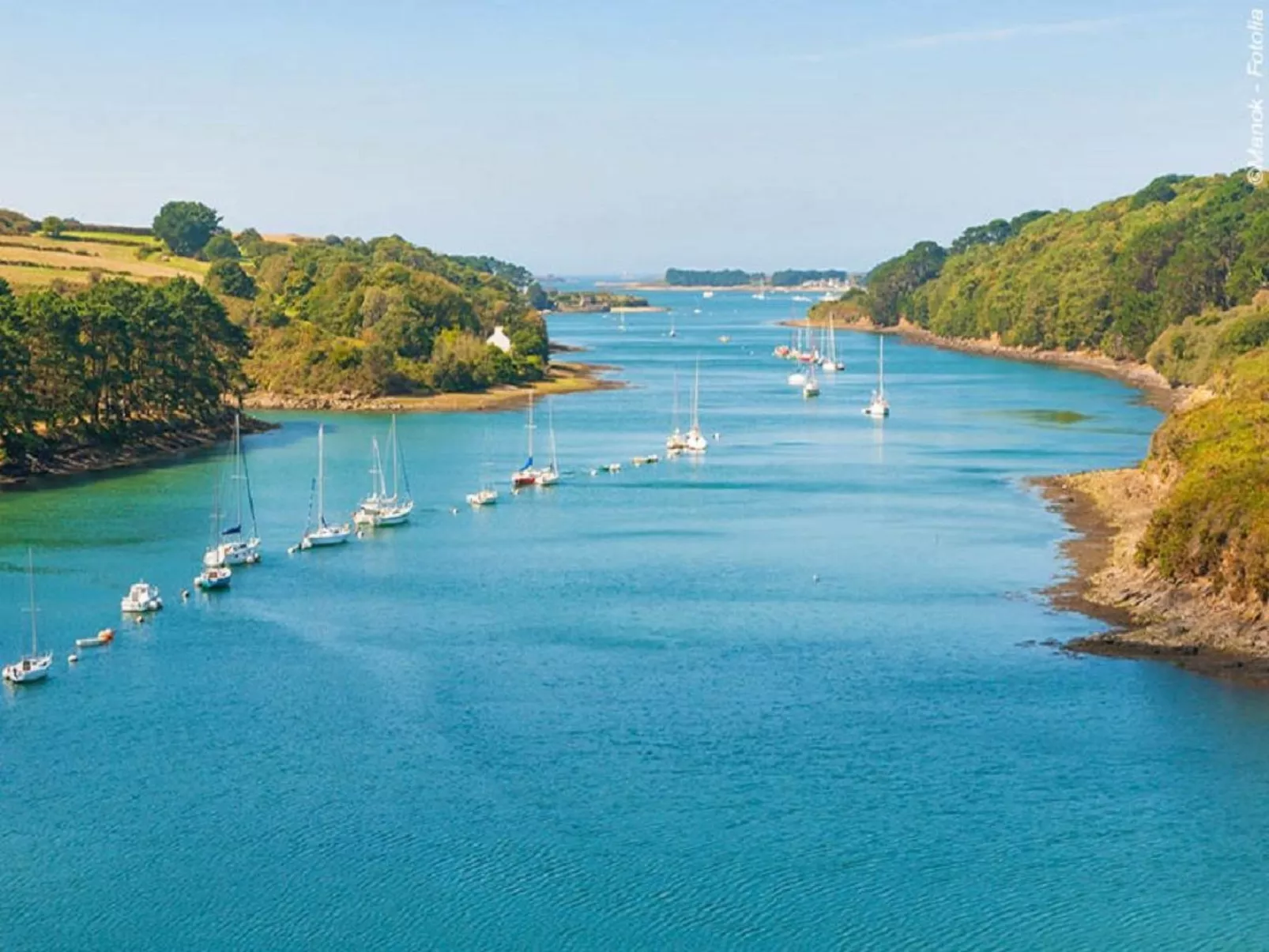 Großes Haus mit überdachtem und beheiztem Swimmingpool-Buiten