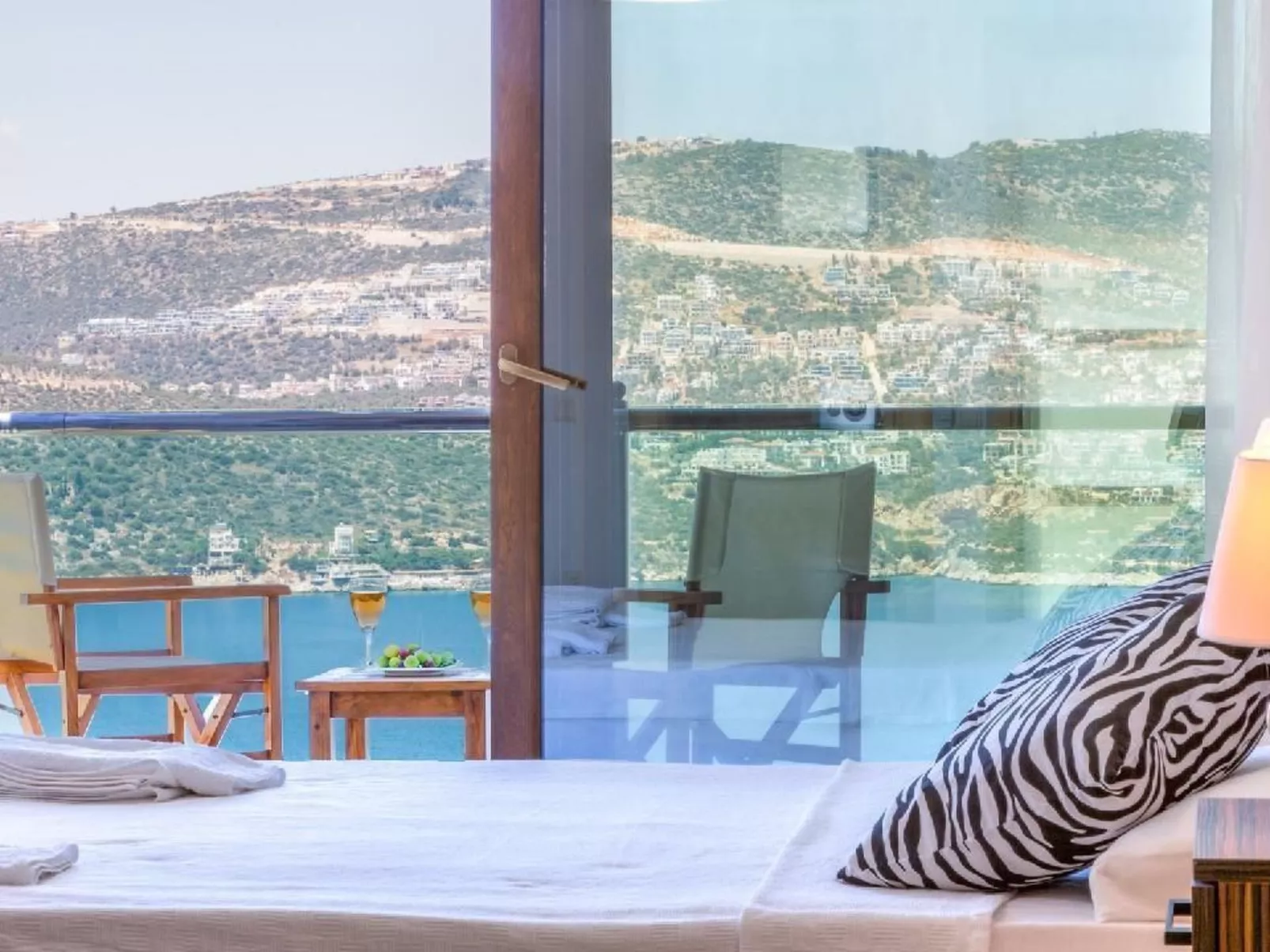 Luxuriöse Villa mit atemberaubendem Meerblick-Binnen