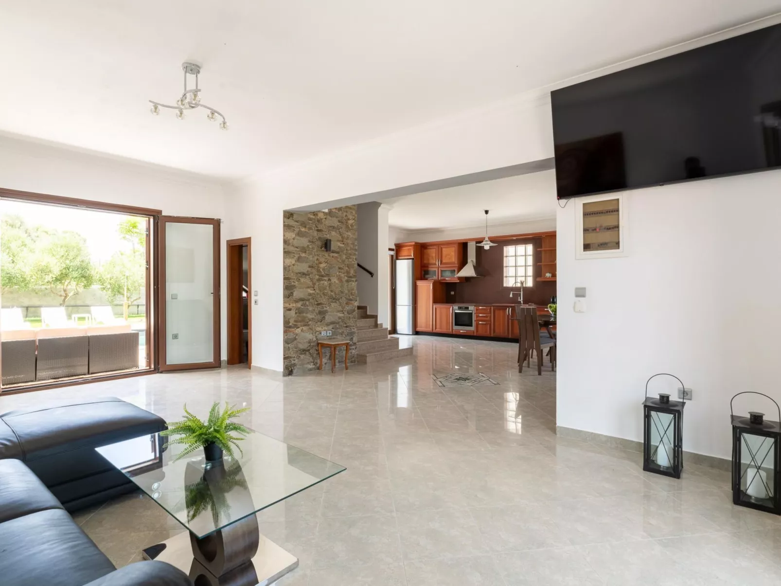 Sun Dream Villa-Image-tags.info