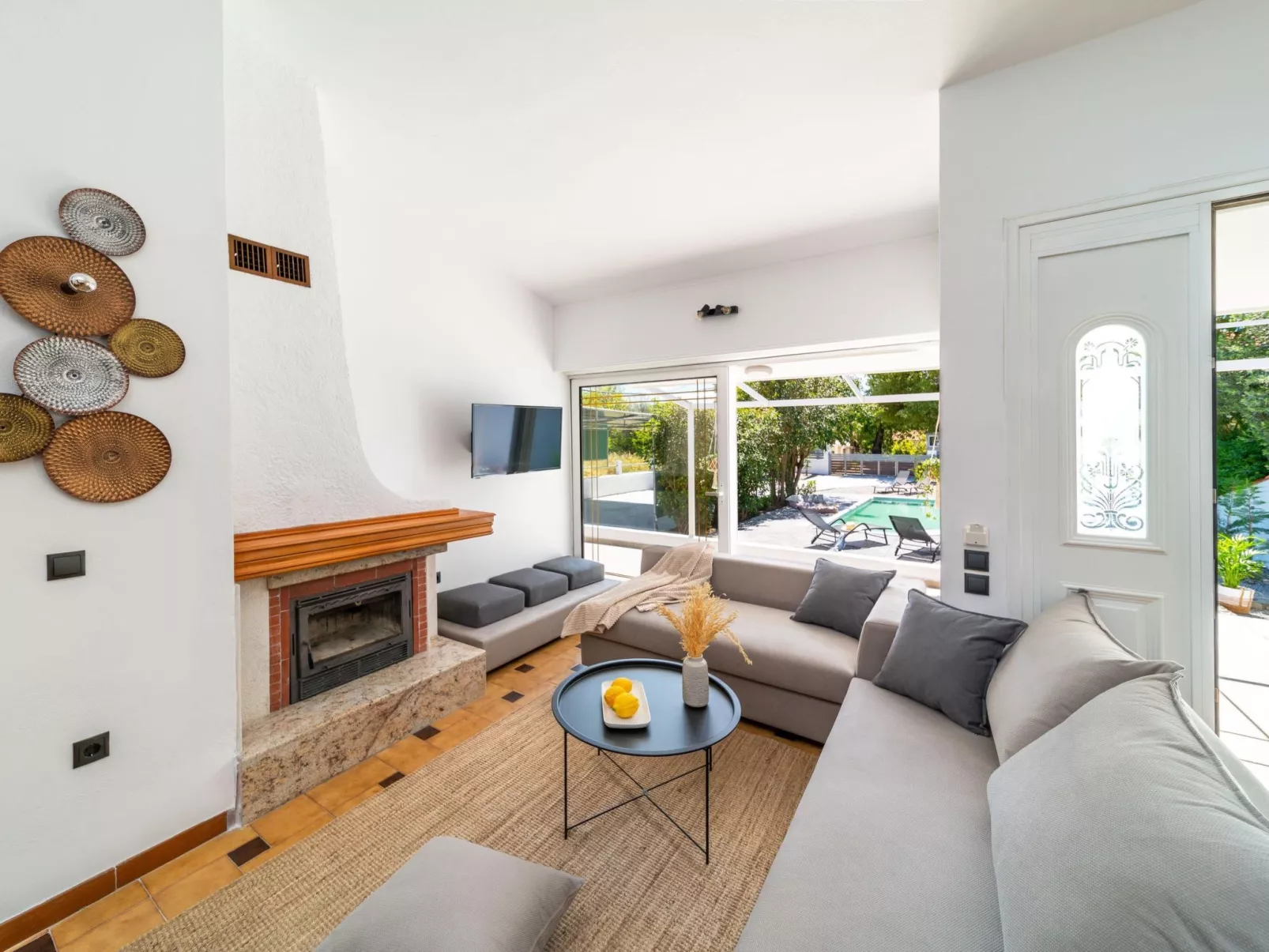 Ixian Bliss Pool Villa-Buiten