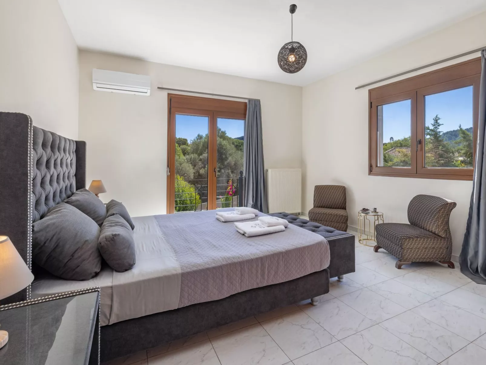 Mit Privatpool für 20 Personen in Ialysos, Dodekanes-Binnen