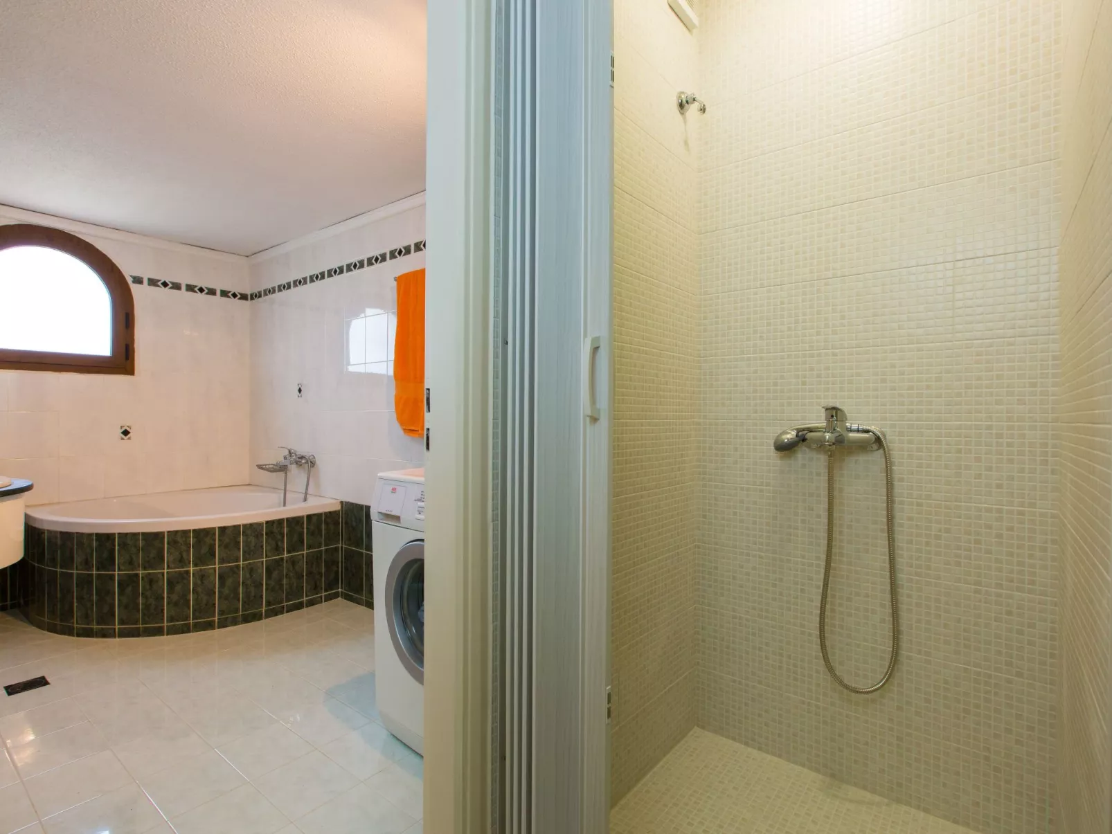 Villa am Strand mit privatem Swimmingpool und Meerblick-Image-tags.info