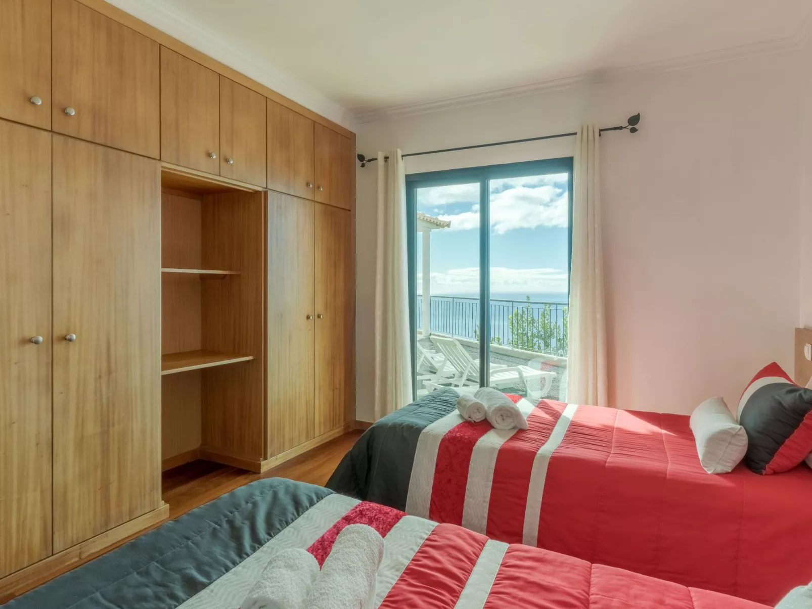 Tabua Meerblick-Binnen