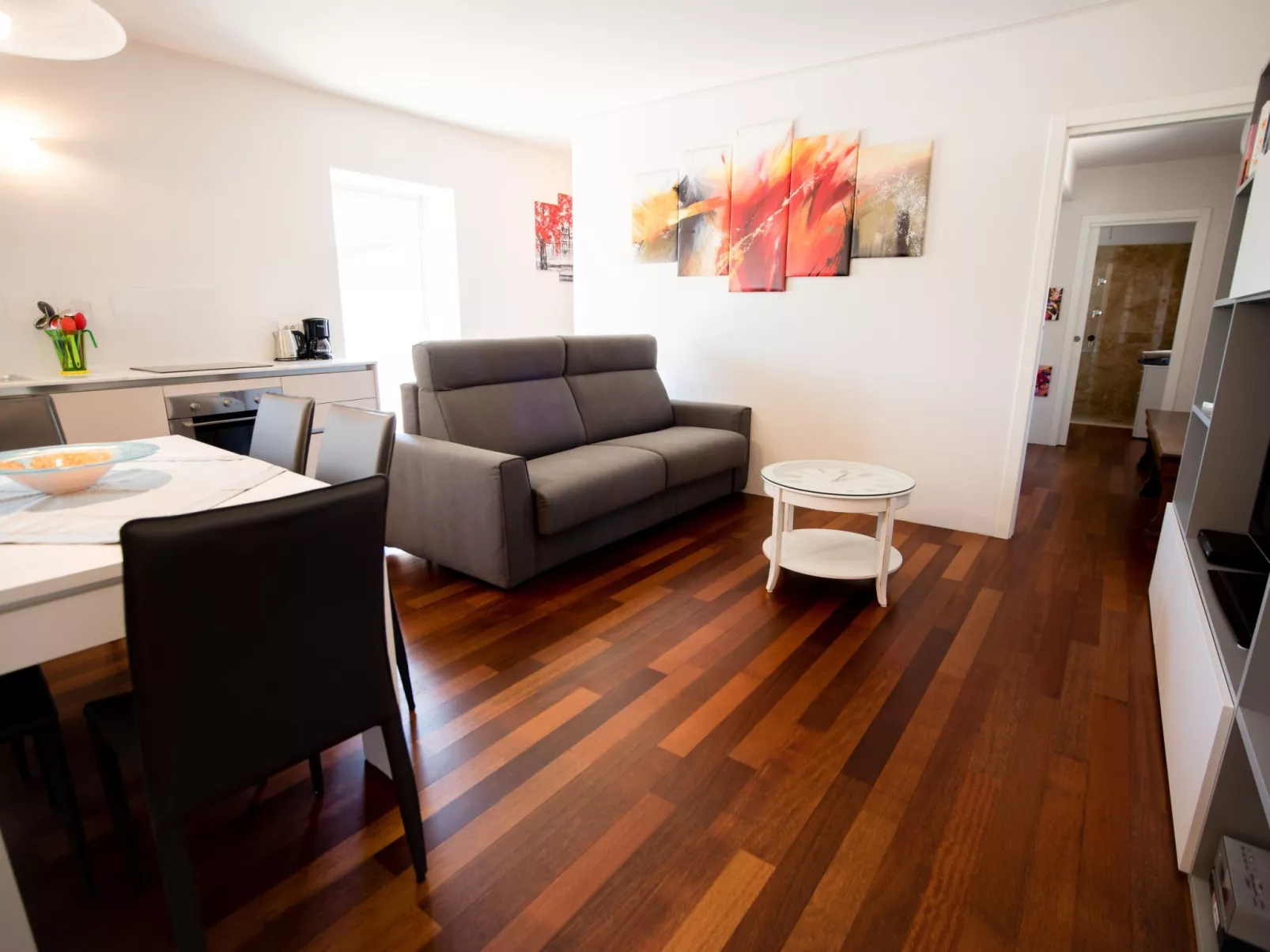 Anwesen mit Garten, Grill und Terrasse-Binnen