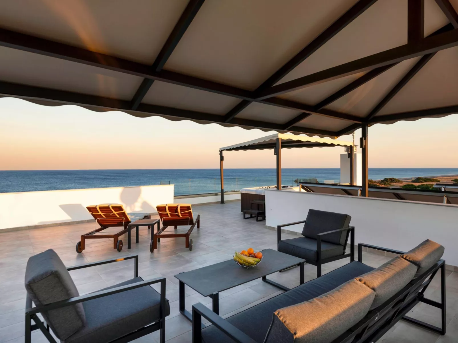 Strandvilla Viviane Paulos für 12 Personen-Buiten