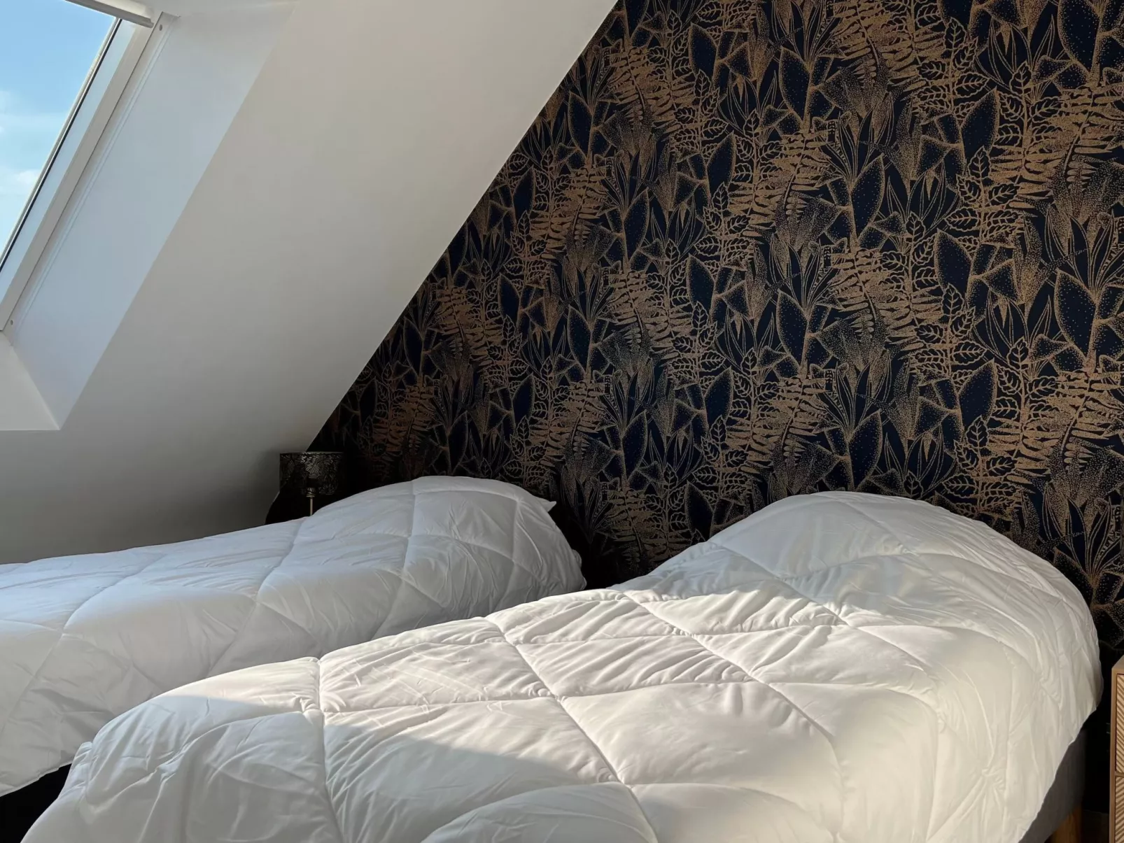 Prächtige Villa mit exotischem Garten, Strand 200m entfernt-Binnen