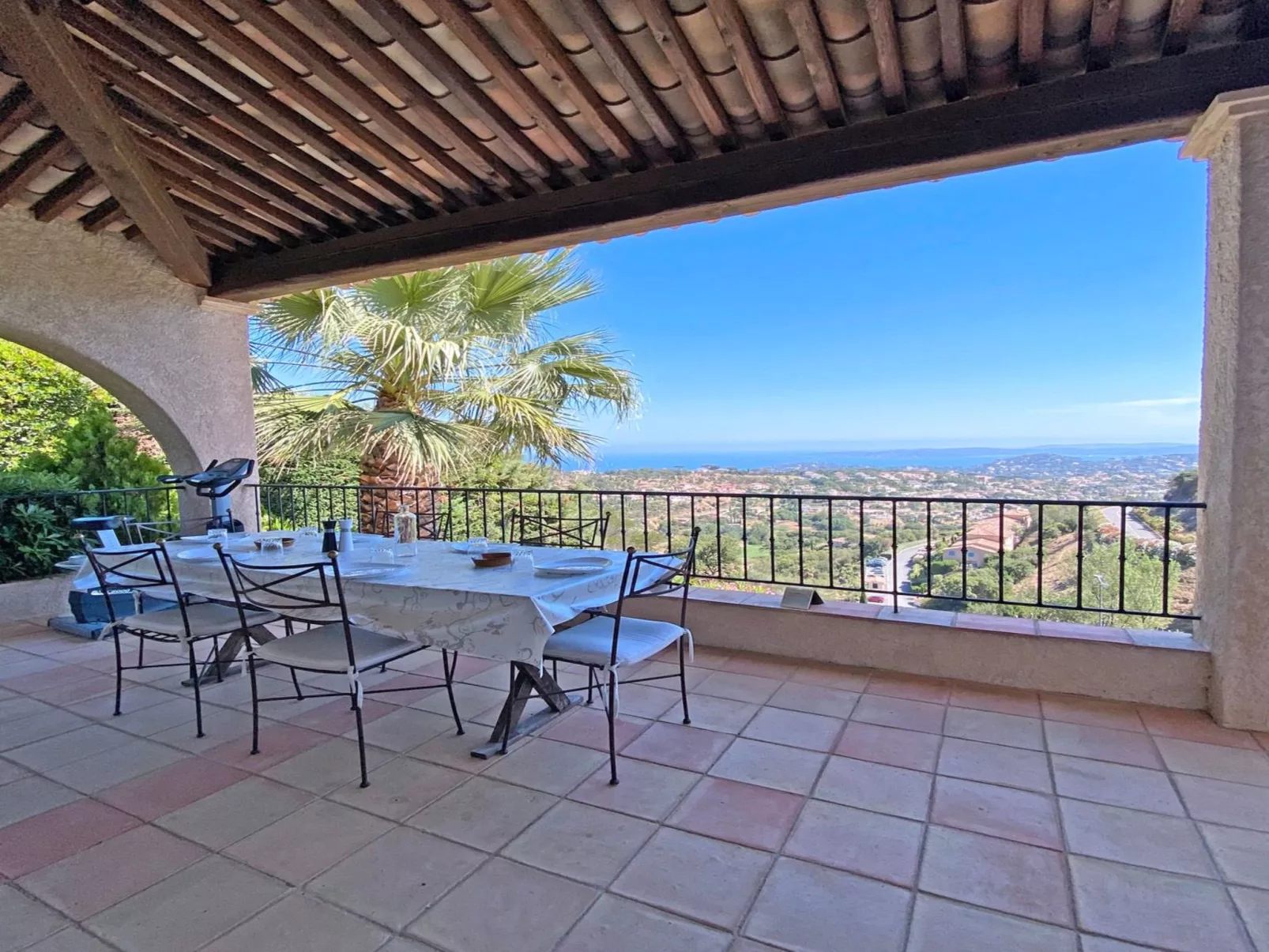 Villa Lisuzem 8 pers - Privates Schwimmbad - Meerblick --Buiten