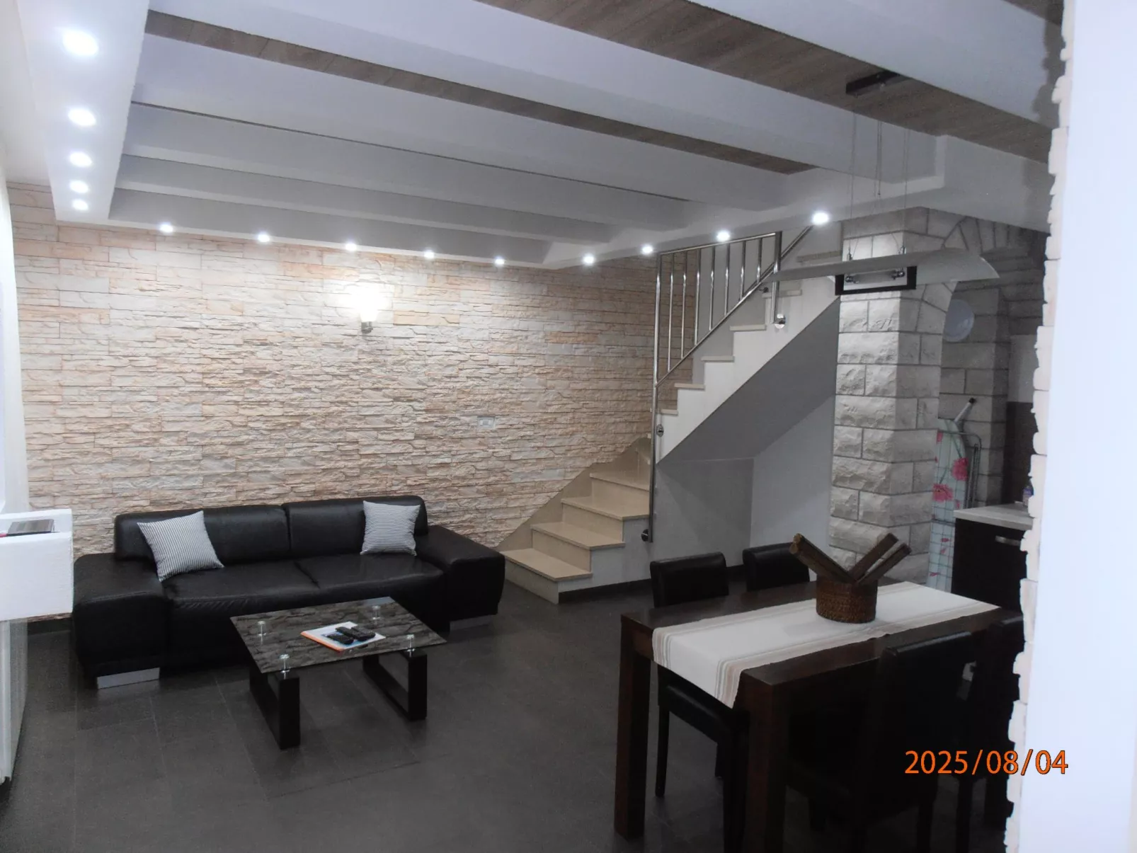 "Ines 2"-Image-tags.info