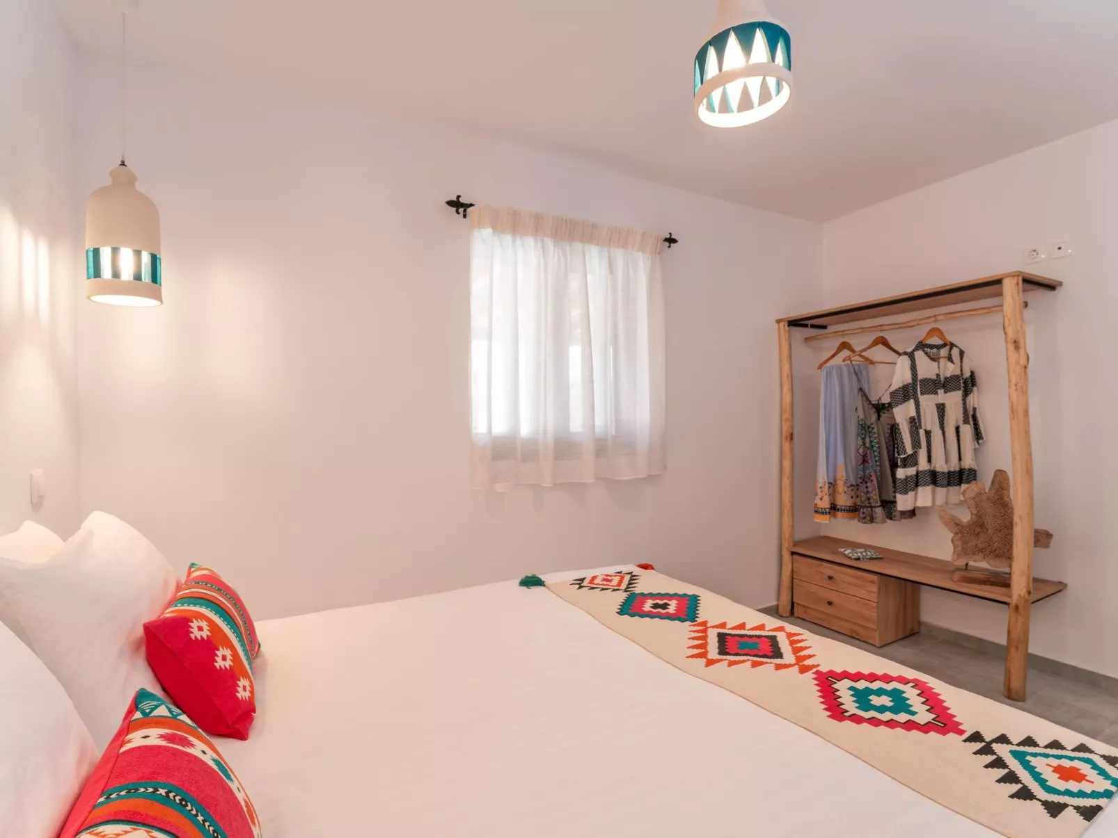 Onar-Villa-Image-tags.info