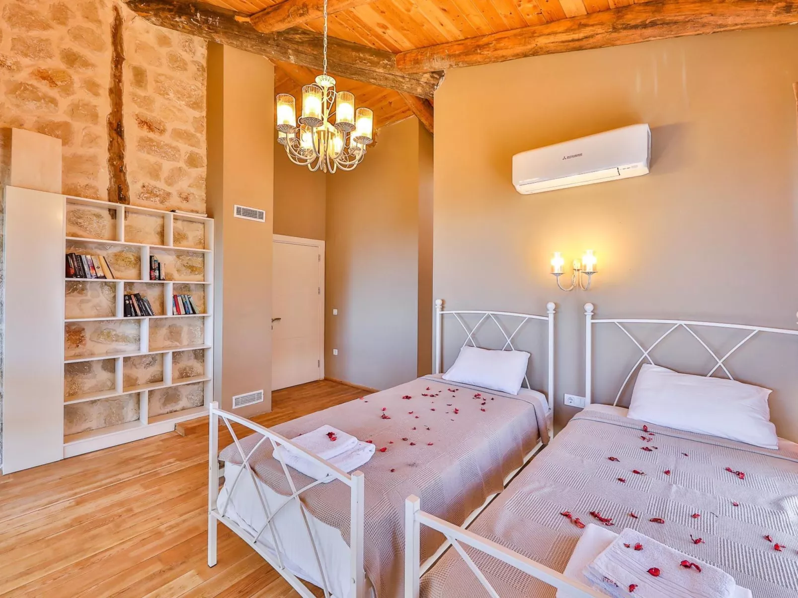 Steinhausvilla in der Natur-Image-tags.info