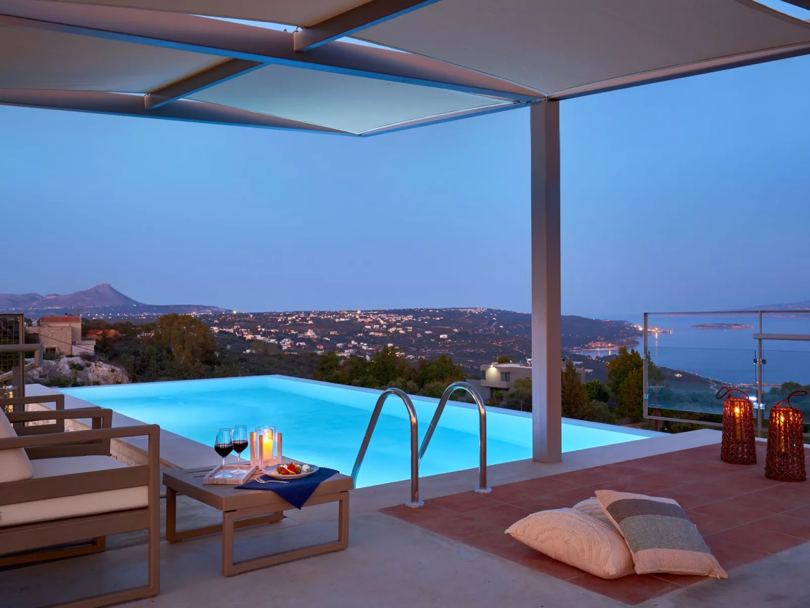 New Olives and Thyme, Meerblick mit 2 beheizten Pools-Image-tags.info