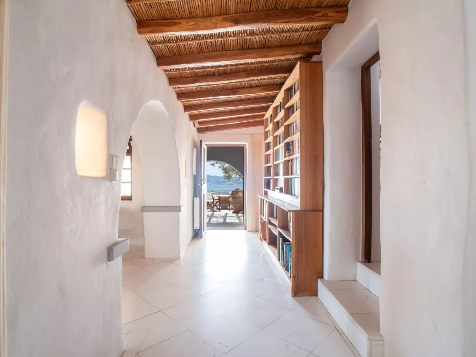 Die Villa und das Atelier des Bildhauers - Binnen