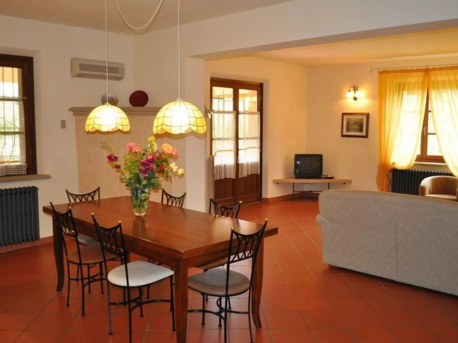 "Madonnino Quadri 8-Binnen