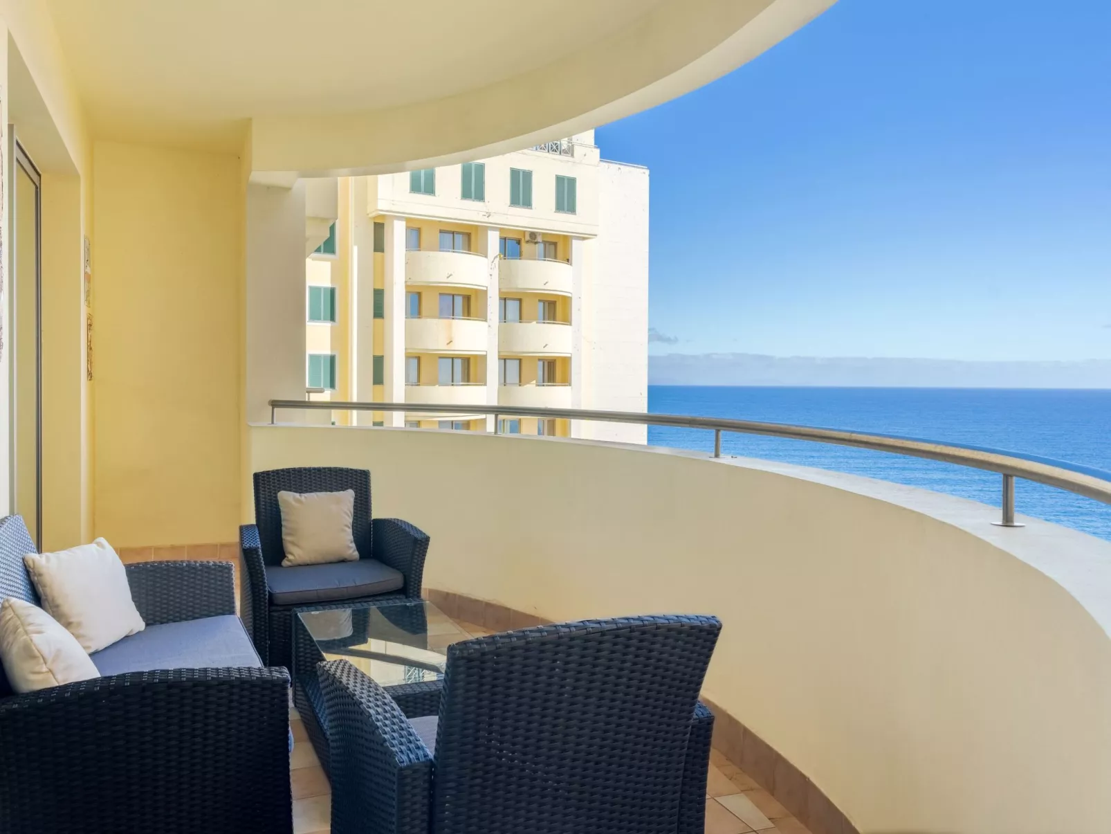 Ivis Home von HR Madeira