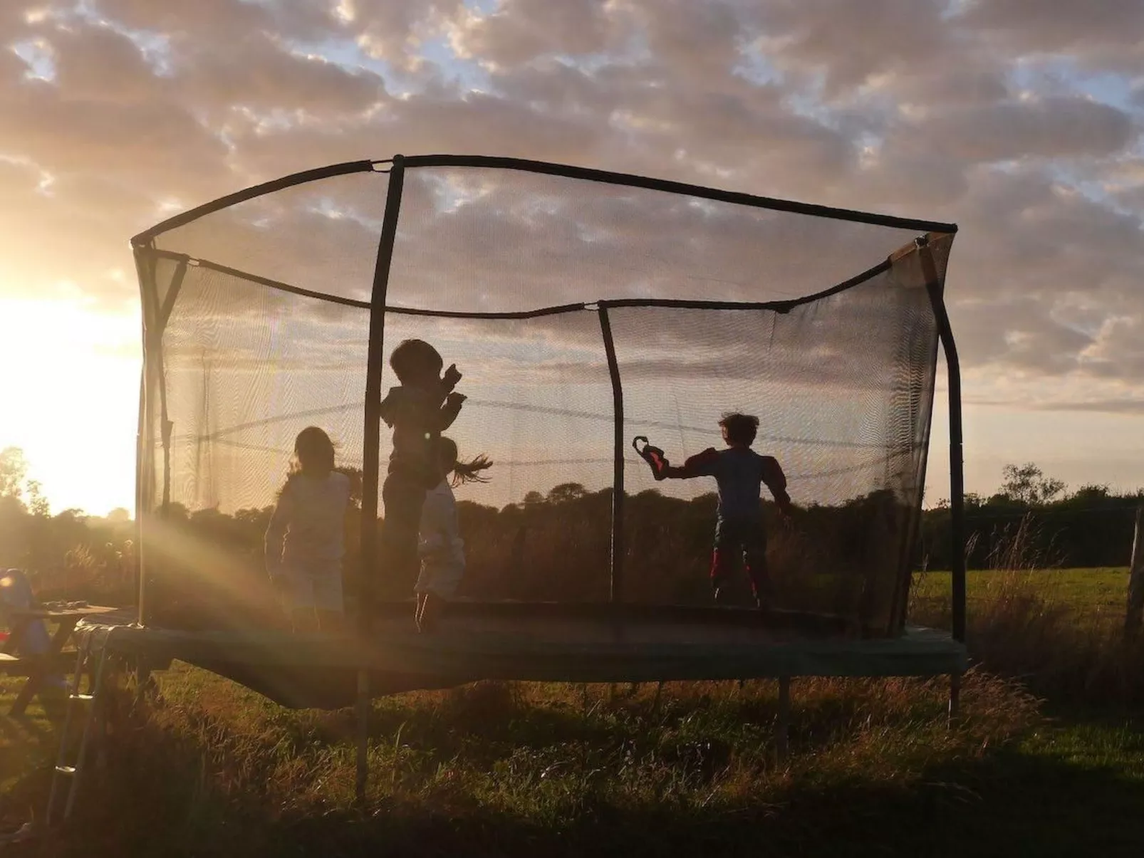 Estate "Le Pressoir" (Die Kelterei)-Buiten