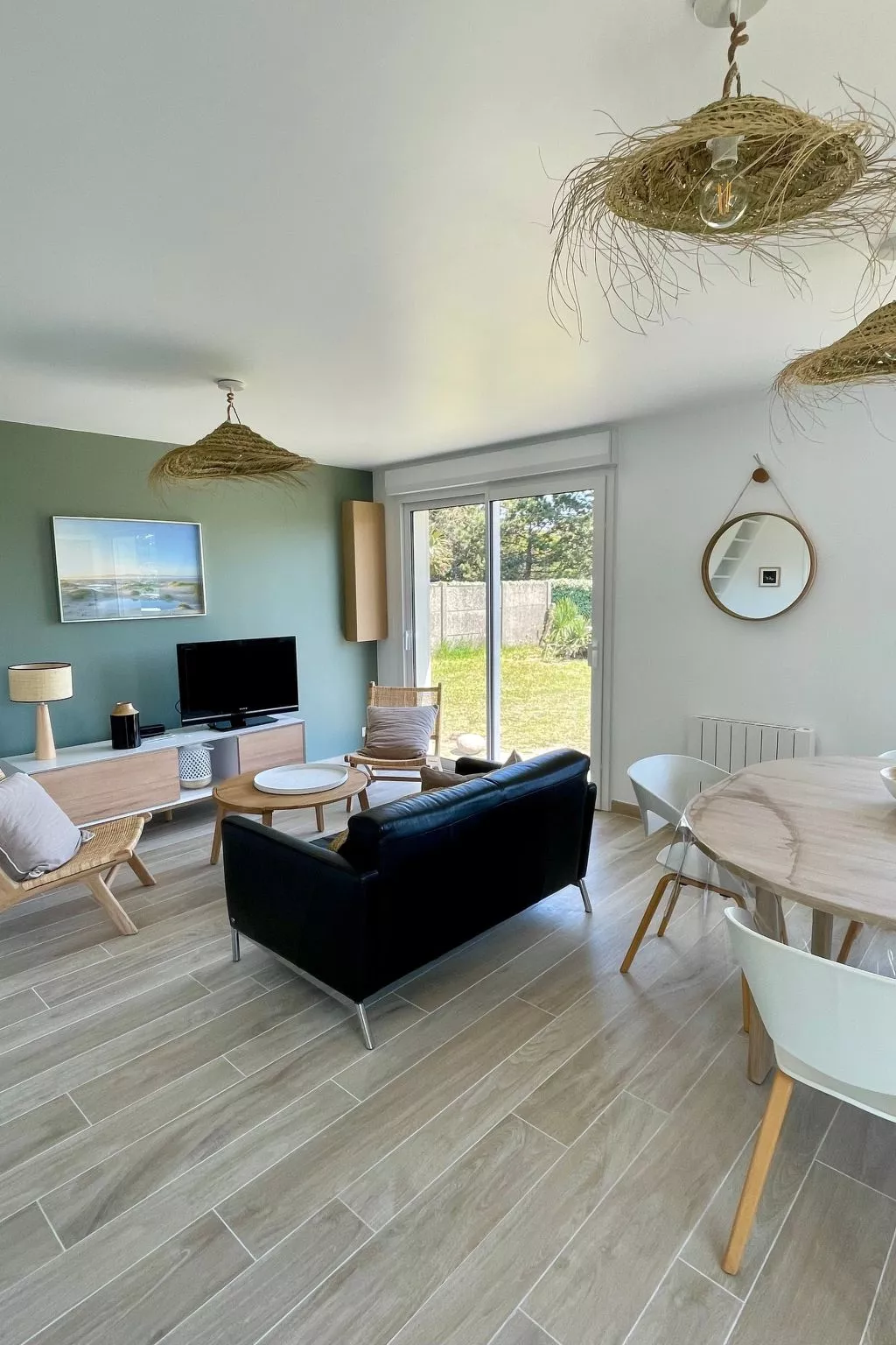 Haus im Erdgeschoss in Strandnähe-Image-tags.info