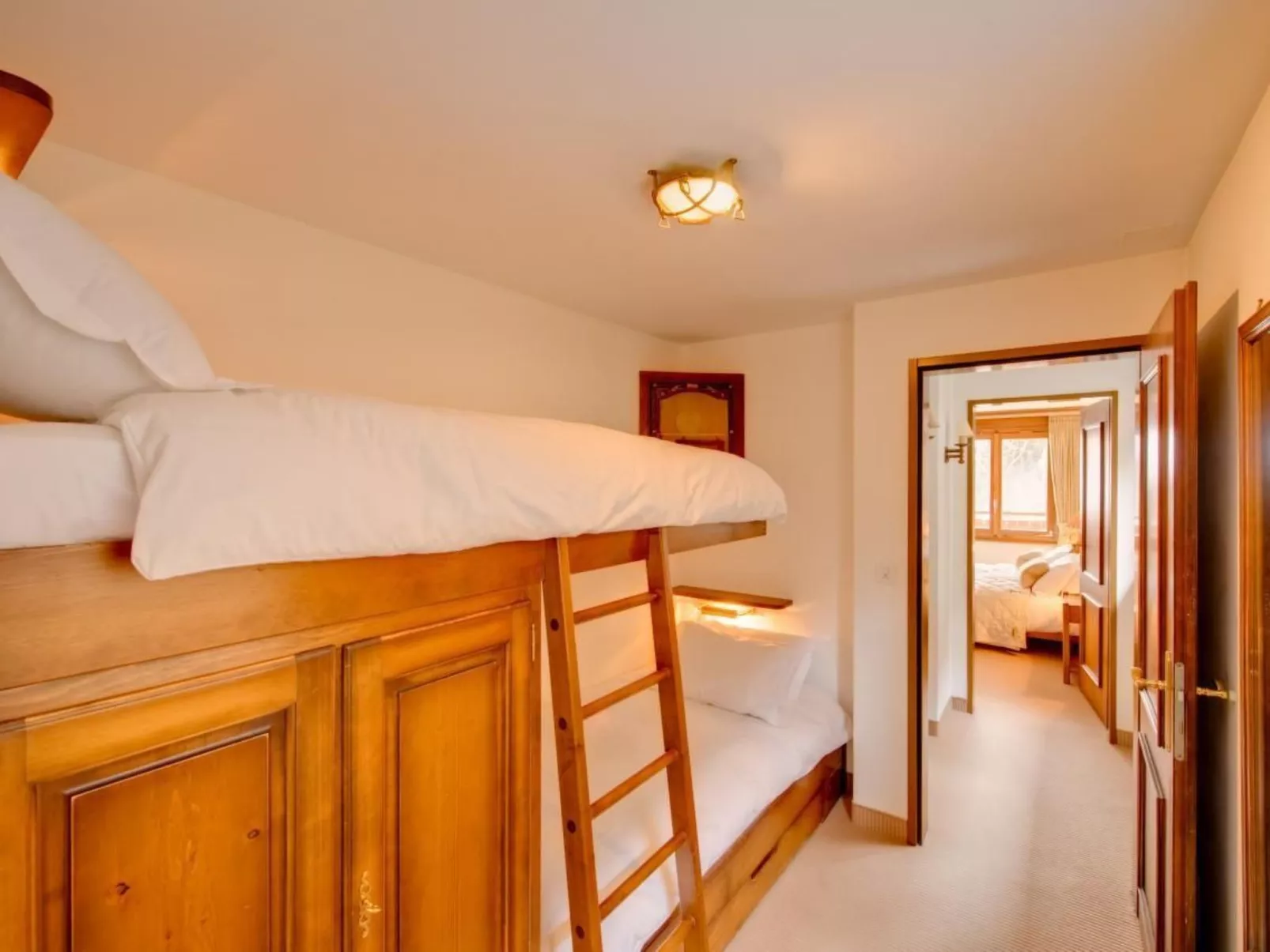 Freistehendens Chalet Zen Zermatt an bester Lage-Binnen