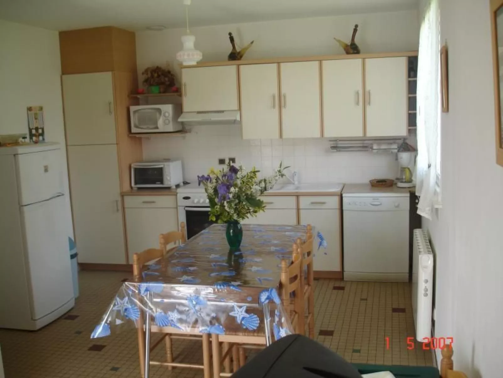 "Pavillon" mit eigenem Parkplatz