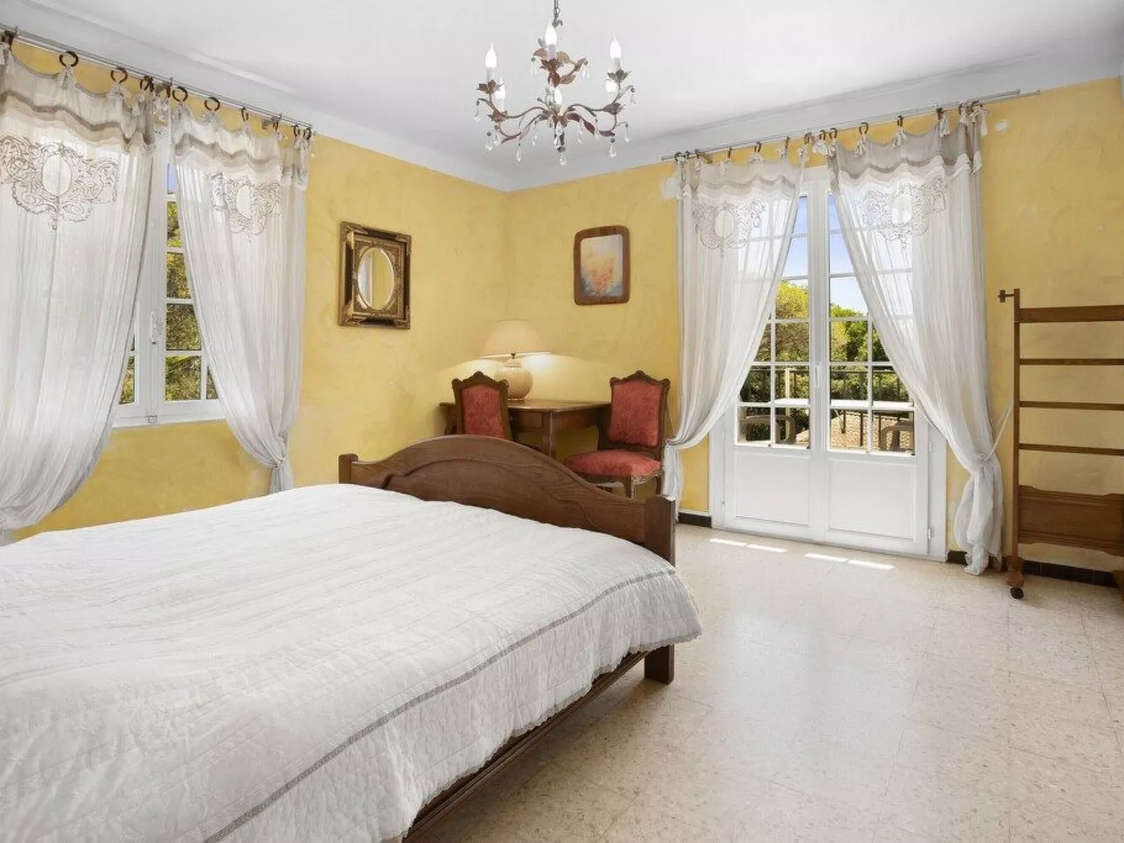 Villa Regina-Image-tags.info