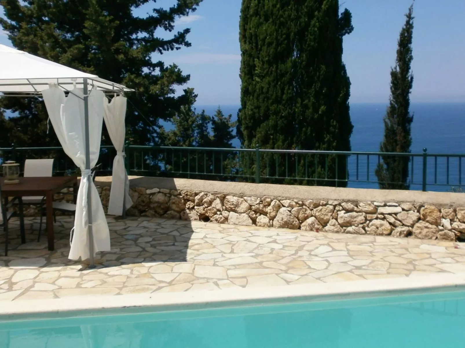 Villa Spiaggia Dorata mit privatem Pool - Buiten