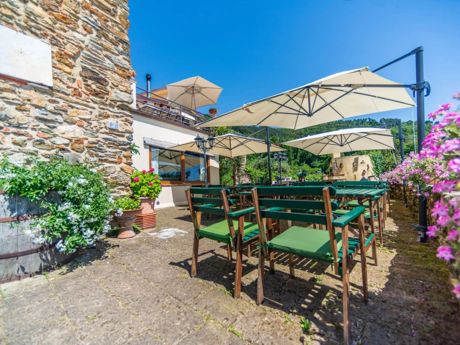 Wohnung 'Settimo Cielo3' mit Schwimmbad-Buiten