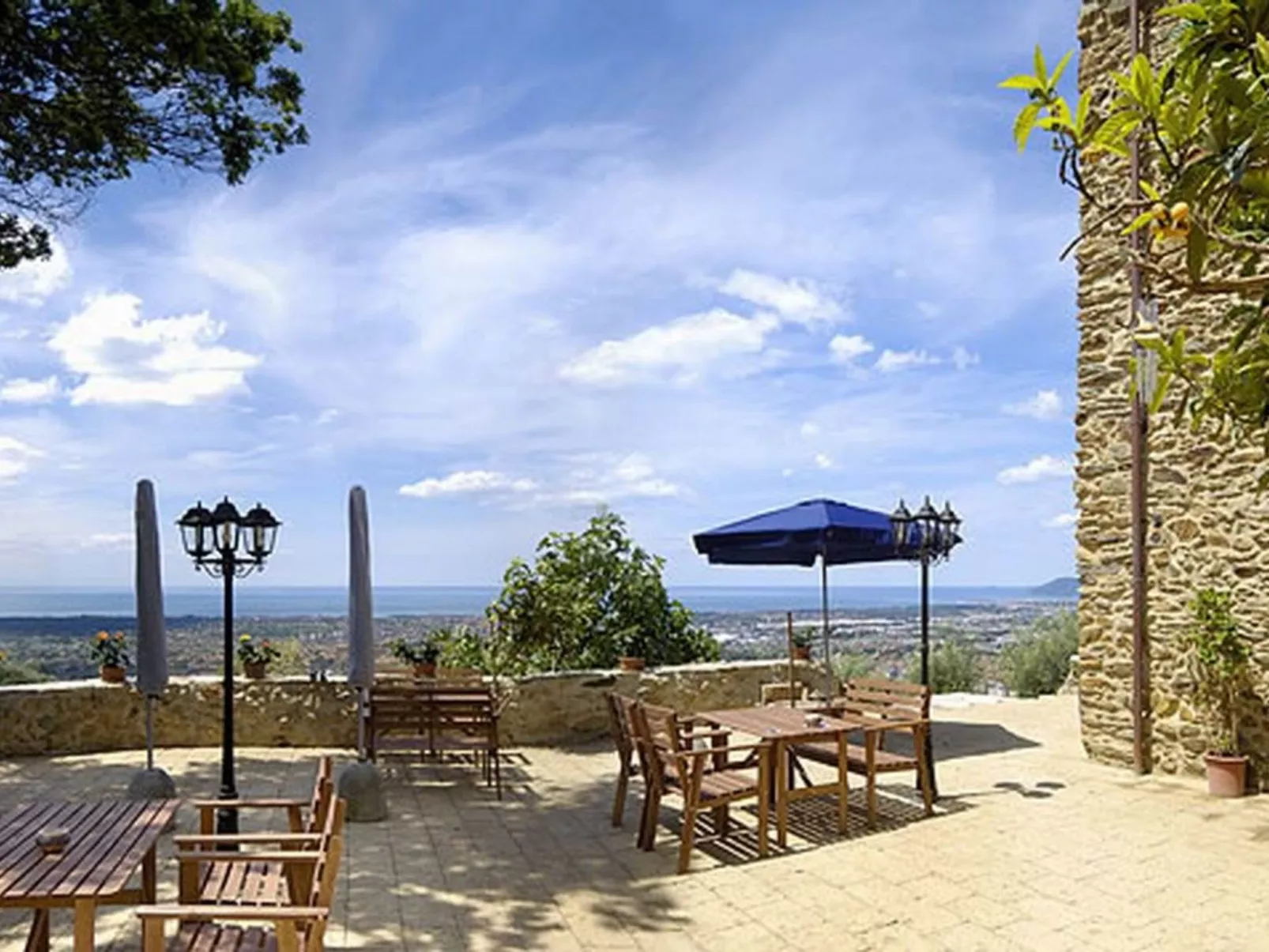 Wohnung 'Settimo Cielo7' mit Schwimmbad-Buiten