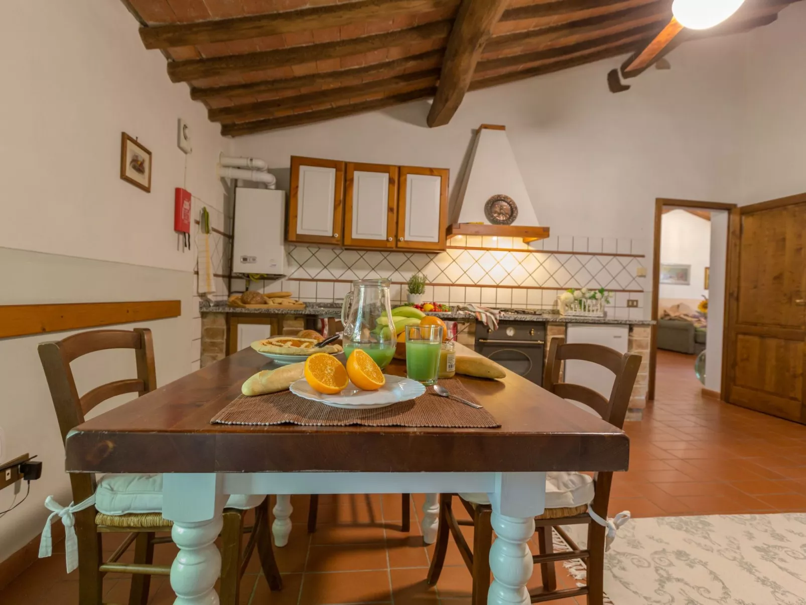 Viola Canale' Wohnung mit Schwimmbad-Image-tags.info