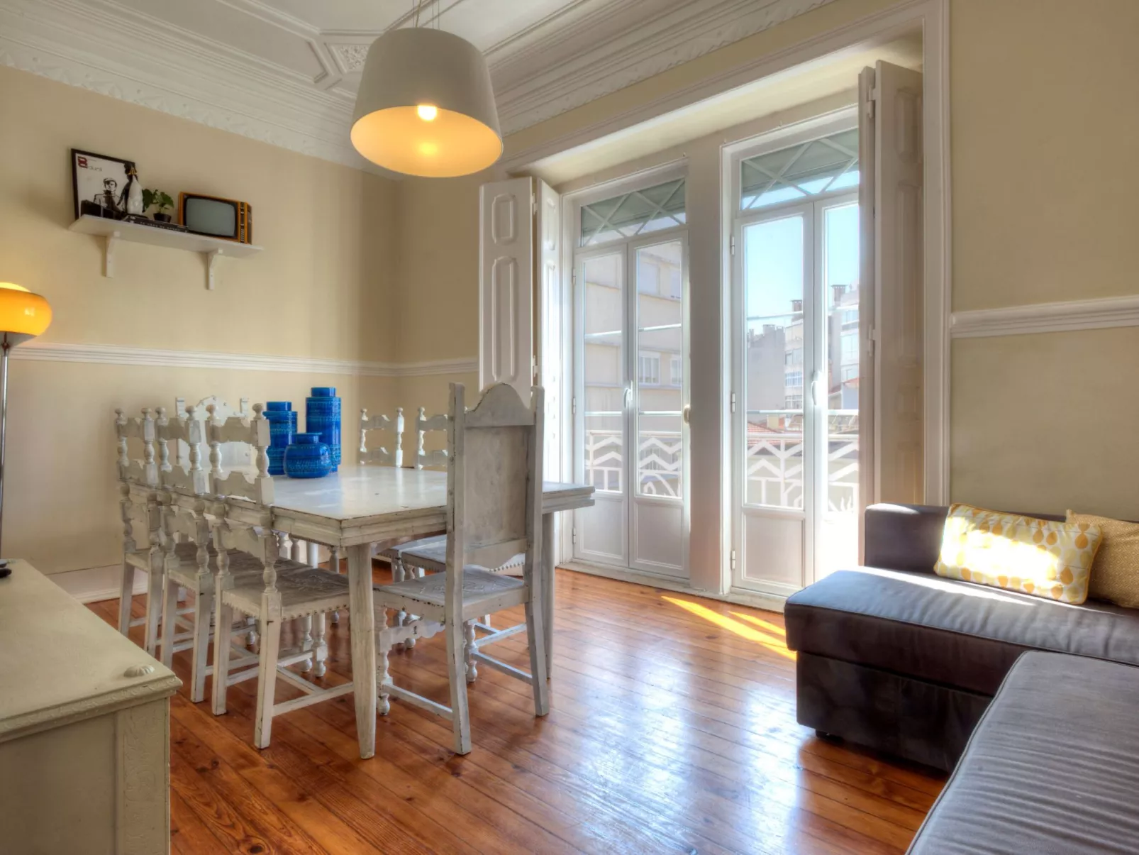 Großzügige Wohnung für 17 Personen in Lissabon-Image-tags.info