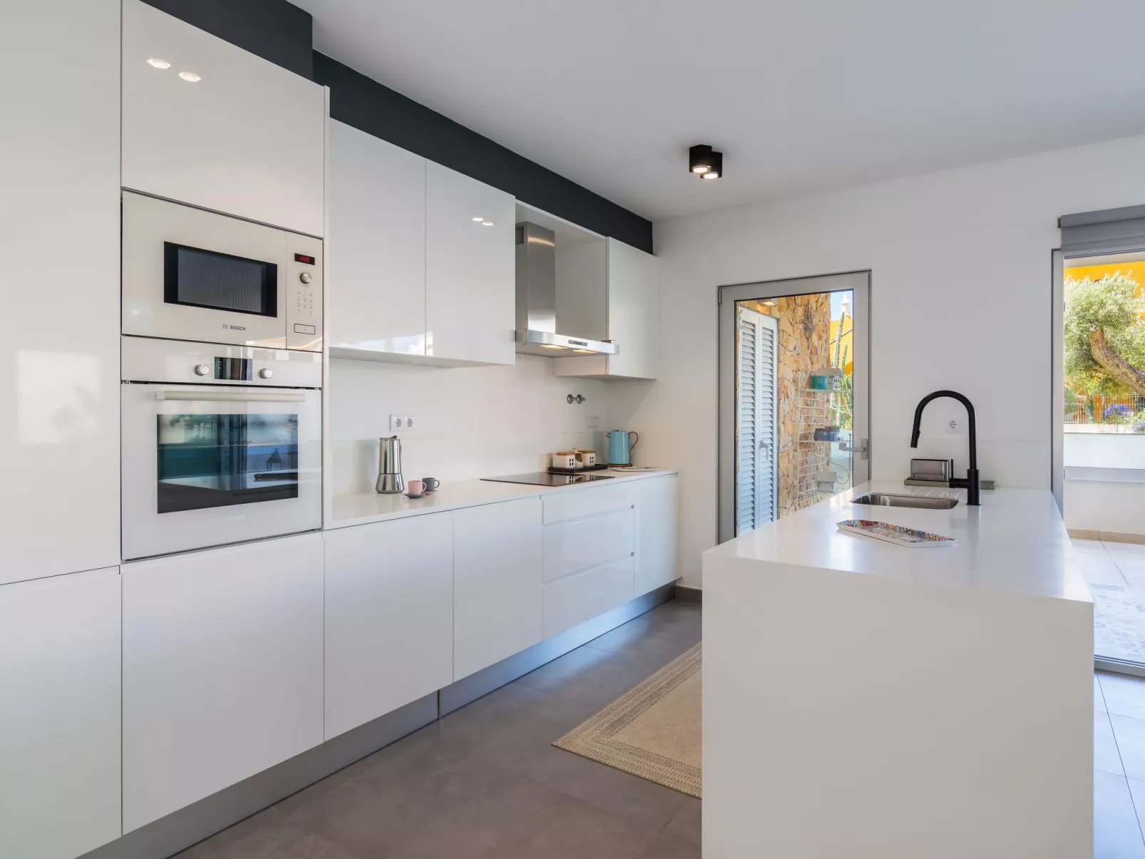 Garten Design brandneue Wohnung mit Pool-Image-tags.info