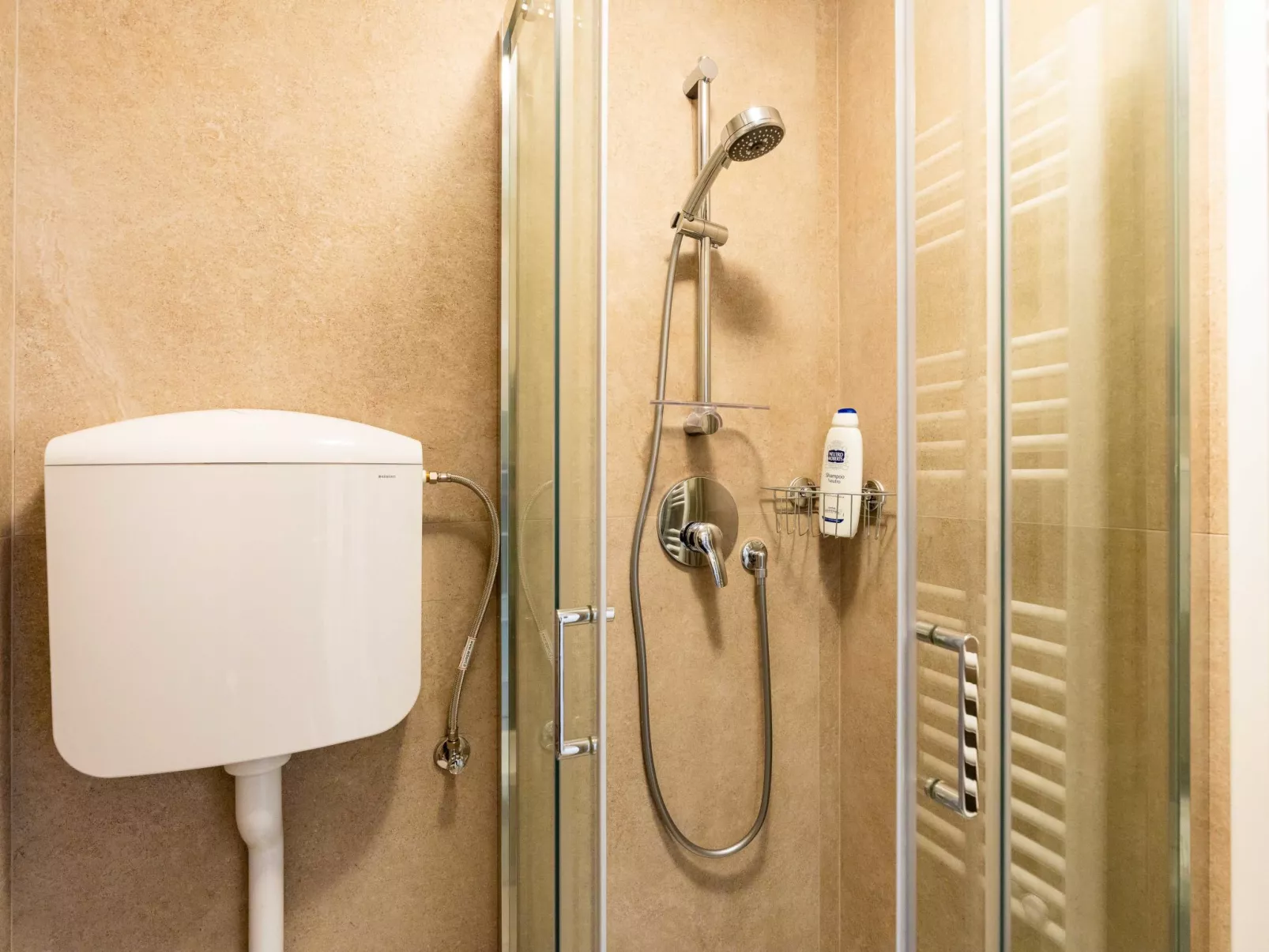 Beautiful Seaview-Binnen